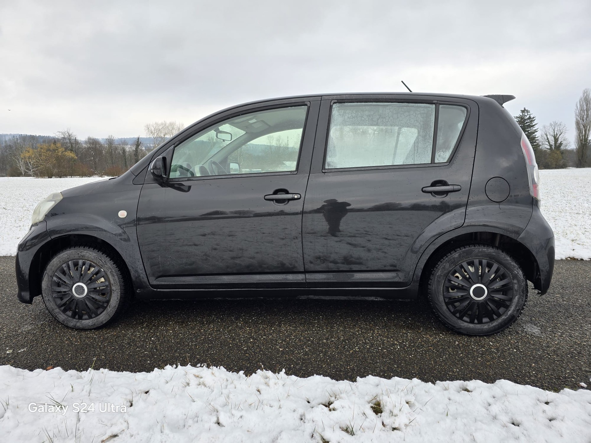 DAIHATSU Sirion 1.3 eco-4WD-showroom-element-3