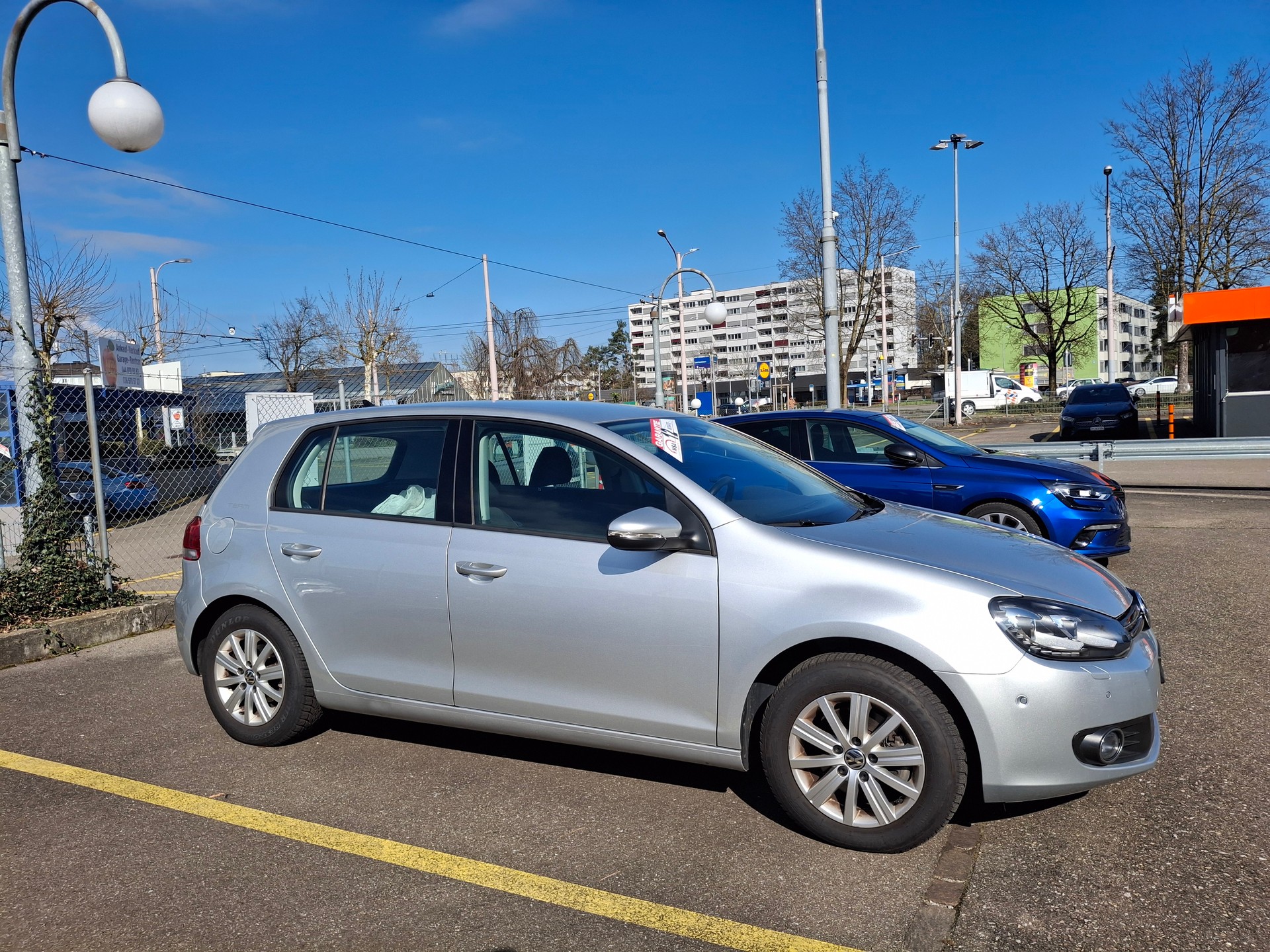 VW Golf 1.4 TSI Team DSG-showroom-element-2