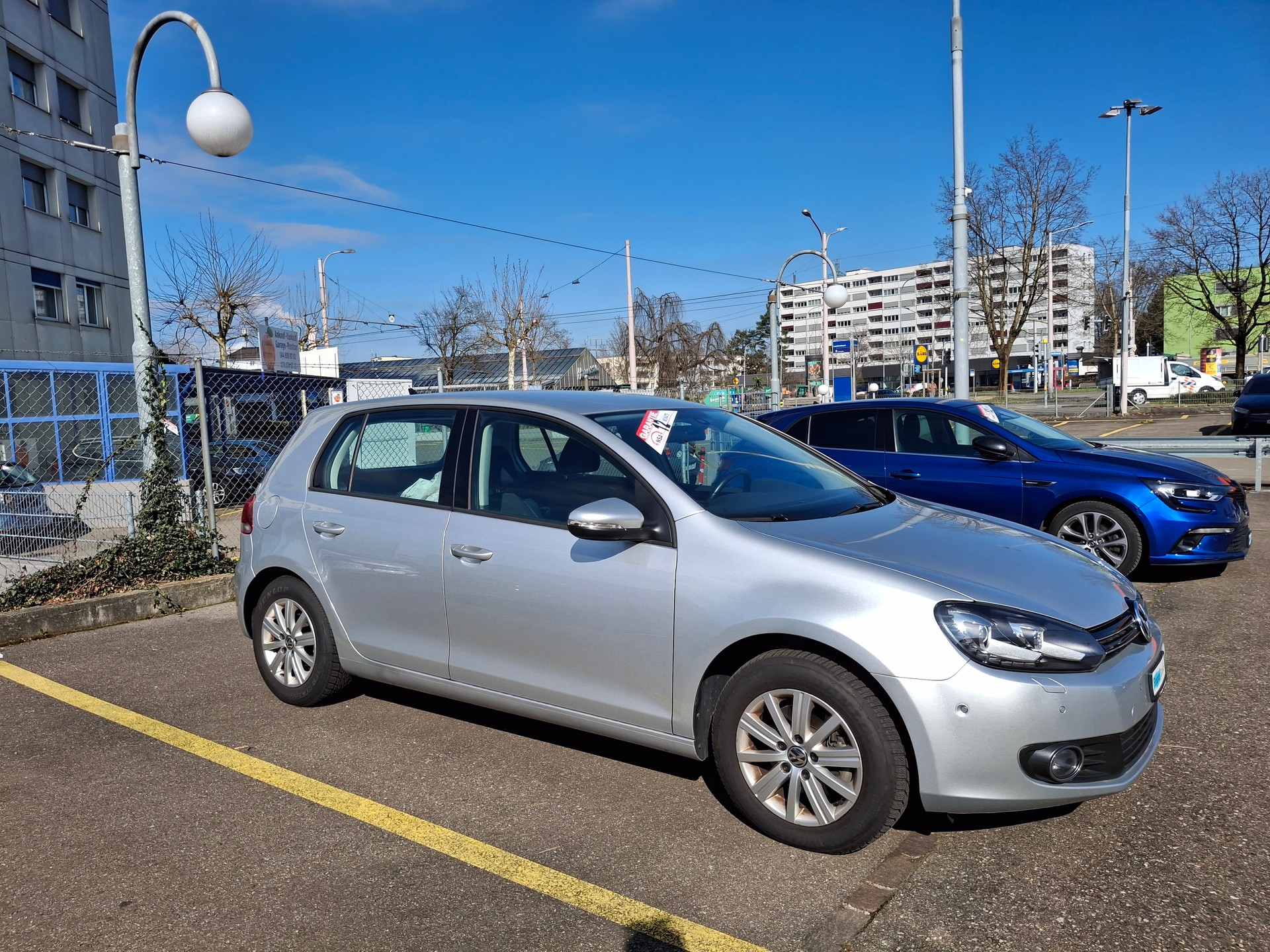 VW Golf 1.4 TSI Team DSG-showroom-element-1