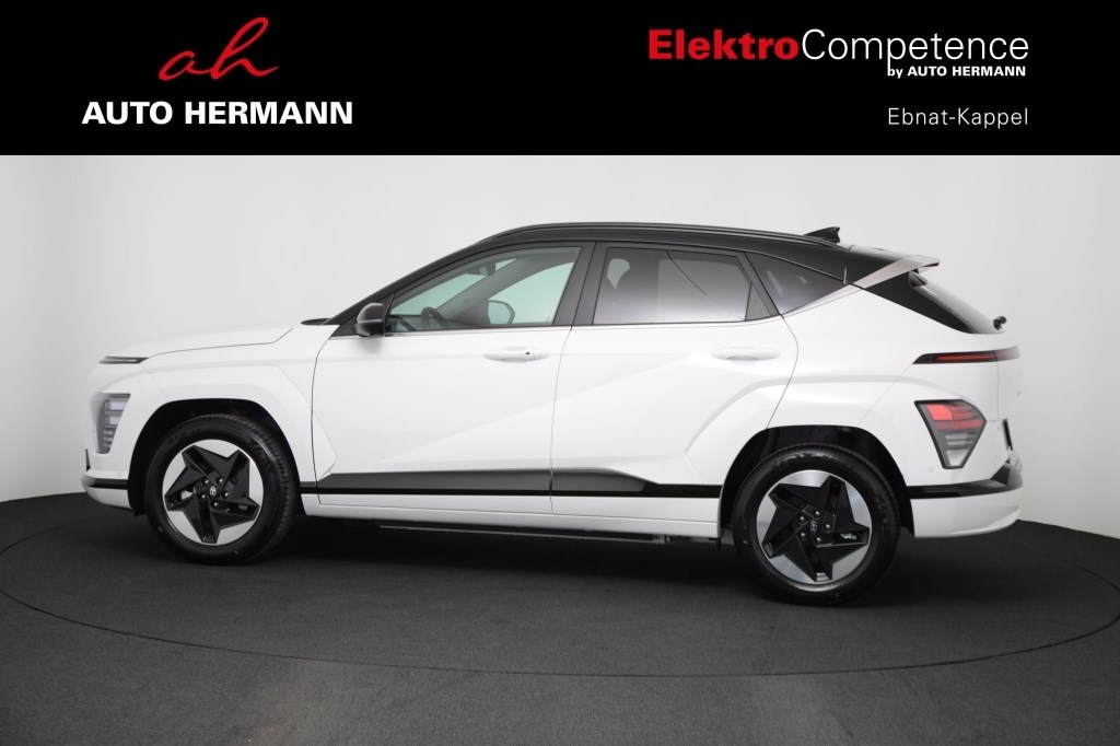 HYUNDAI Kona EV 65.4 kWh Prestige Plus-showroom-element-3
