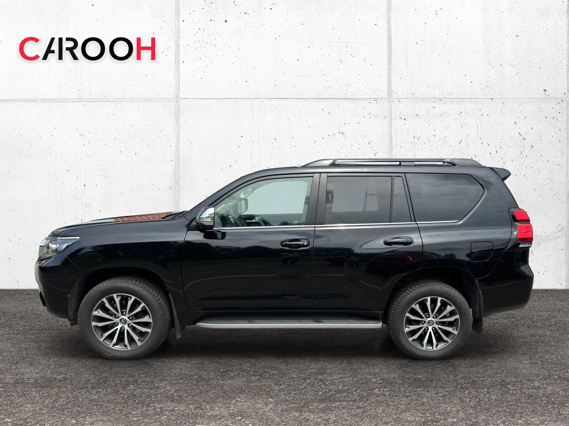 TOYOTA Land Cruiser 2.8TD Premium Automatic-showroom-element-3