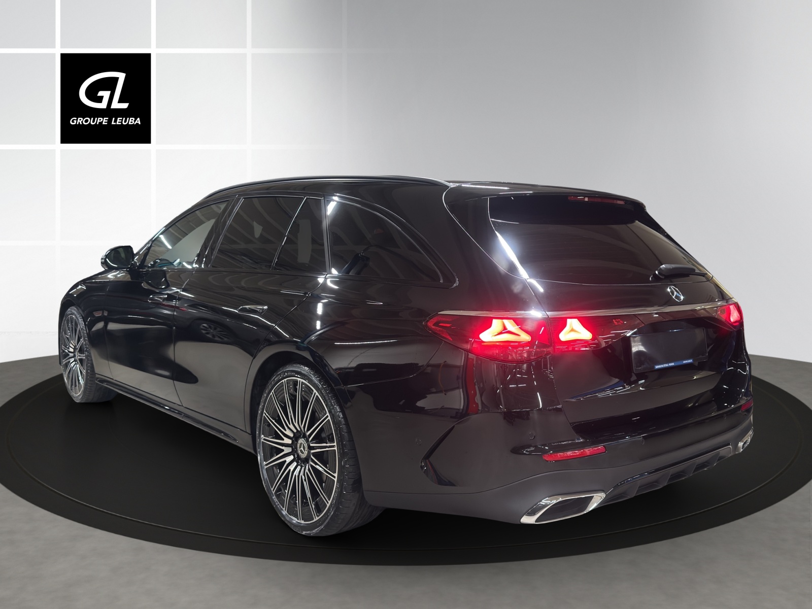 Image MERCEDES-BENZ E-220 E 220 d T 4Matic 9G-Tronic