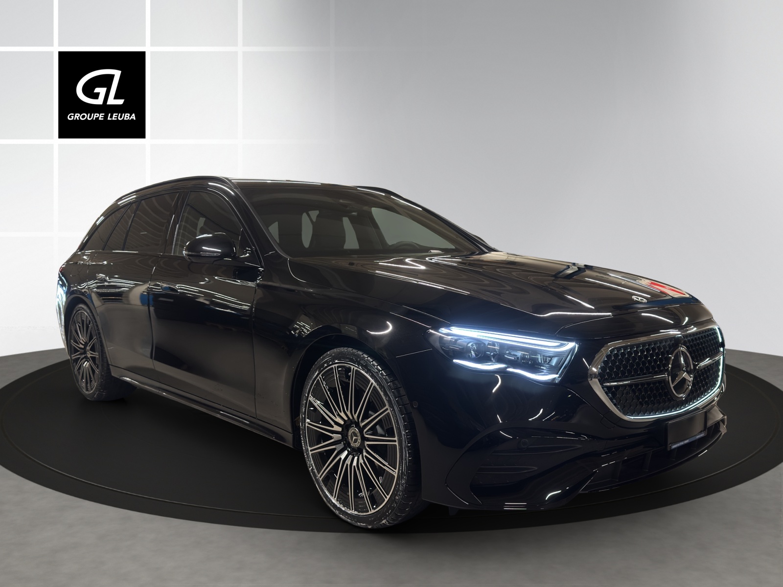 Image MERCEDES-BENZ E-220 E 220 d T 4Matic 9G-Tronic