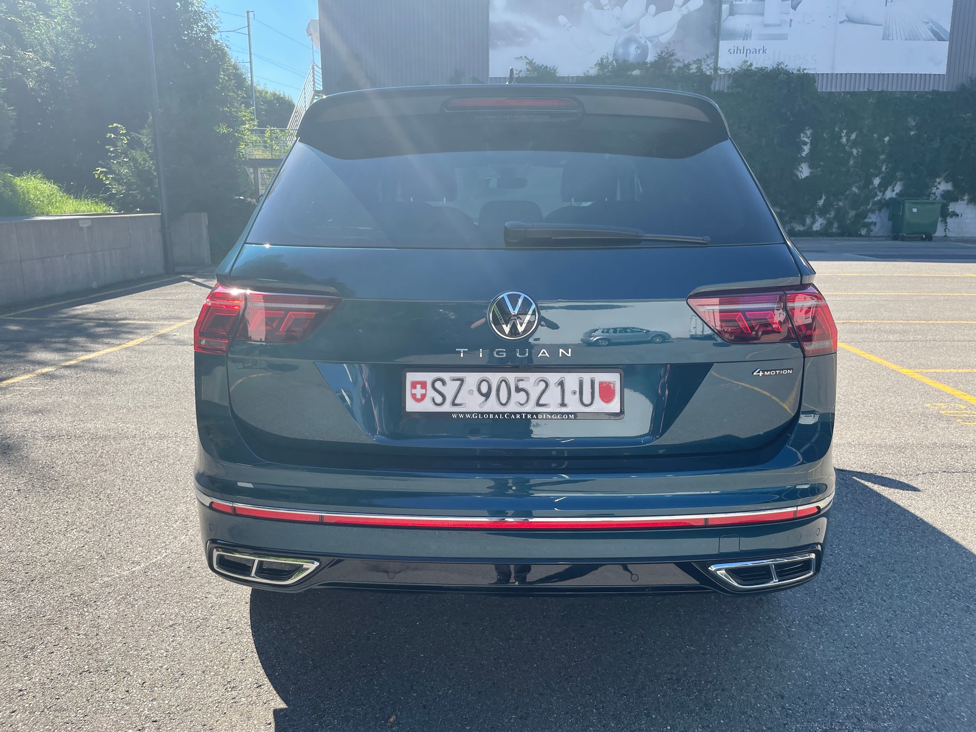VW Tiguan 2.0 TDI SCR R-Line 4Motion DSG-showroom-element-3