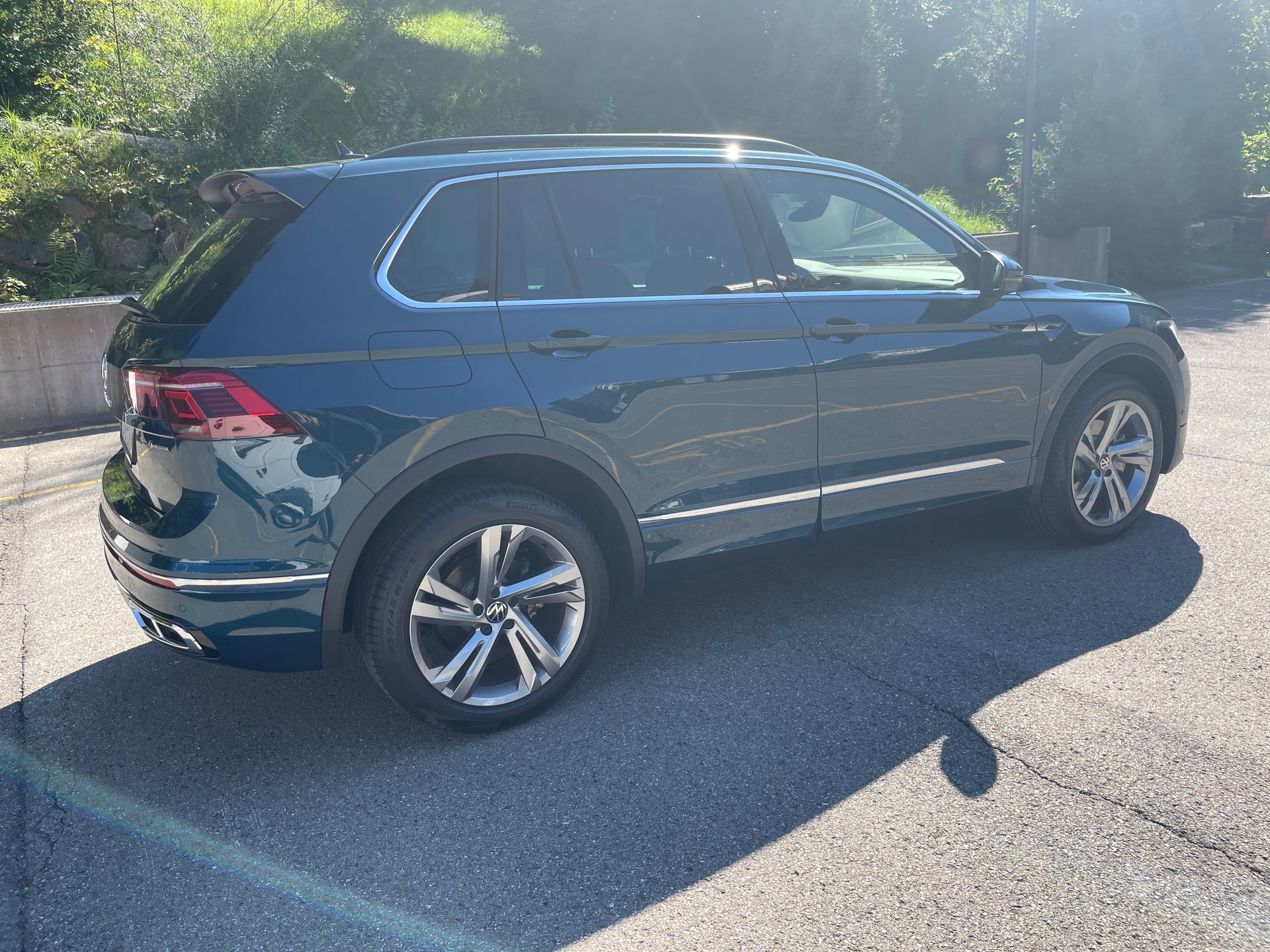 VW Tiguan 2.0 TDI SCR R-Line 4Motion DSG-image-7