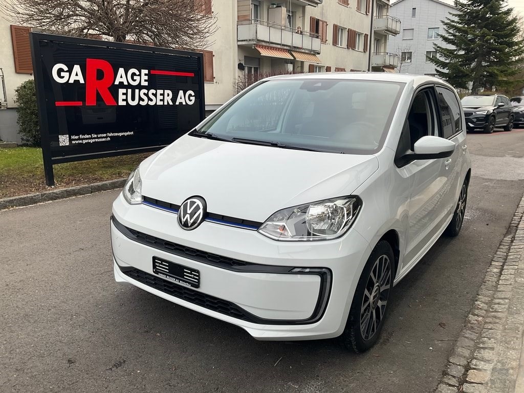 VW e-Up ! TOPAUSSTATTUNG MIT NUR 3'500KM ***
