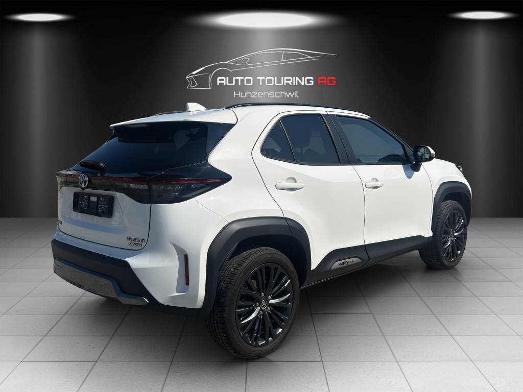 TOYOTA Yaris Cross 1.5 VVT-i HSD Adventure AWD-i-image-2