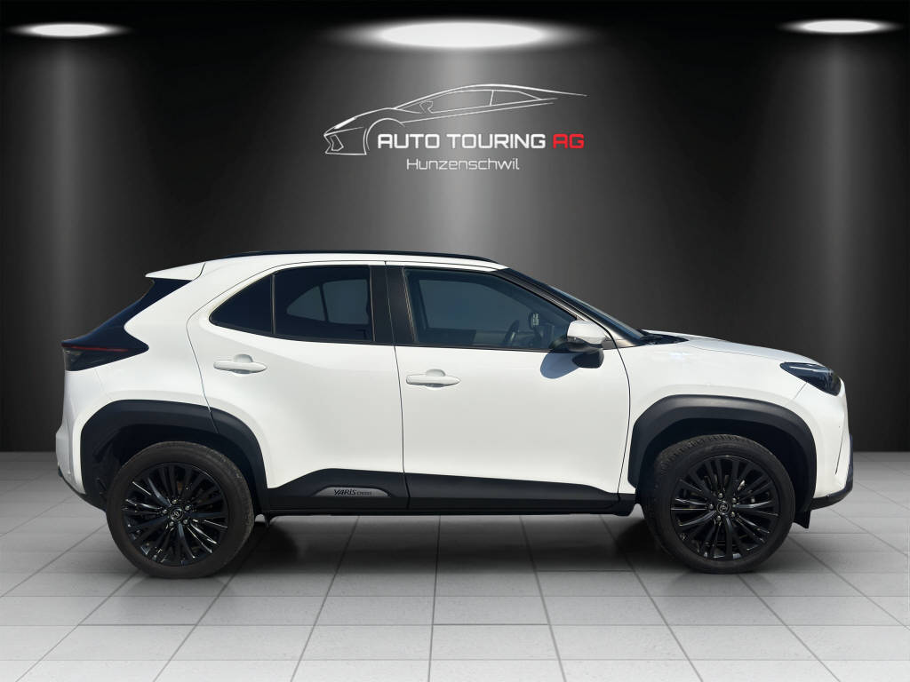 TOYOTA Yaris Cross 1.5 VVT-i HSD Adventure AWD-i-image-1
