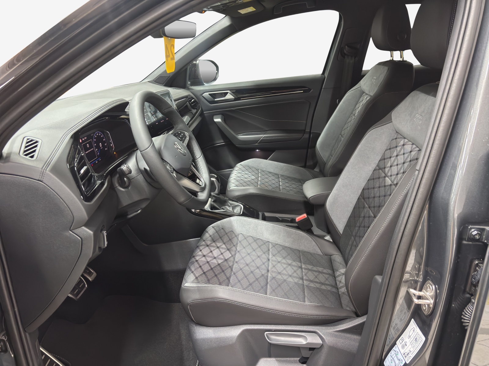 VW T-Roc 1.5 TSI EVO R-Line DSG-image-7