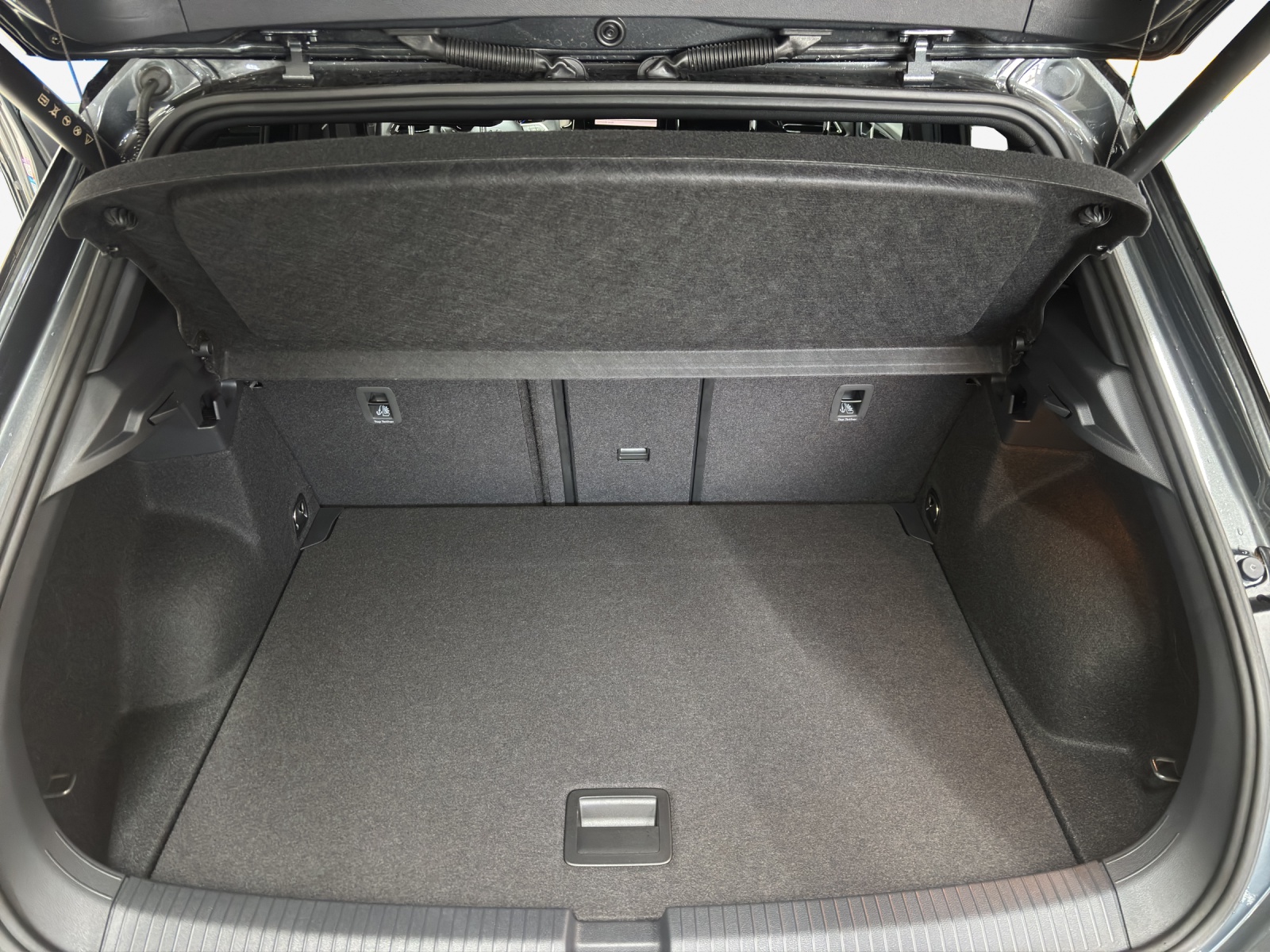 VW T-Roc 1.5 TSI EVO R-Line DSG-image-12