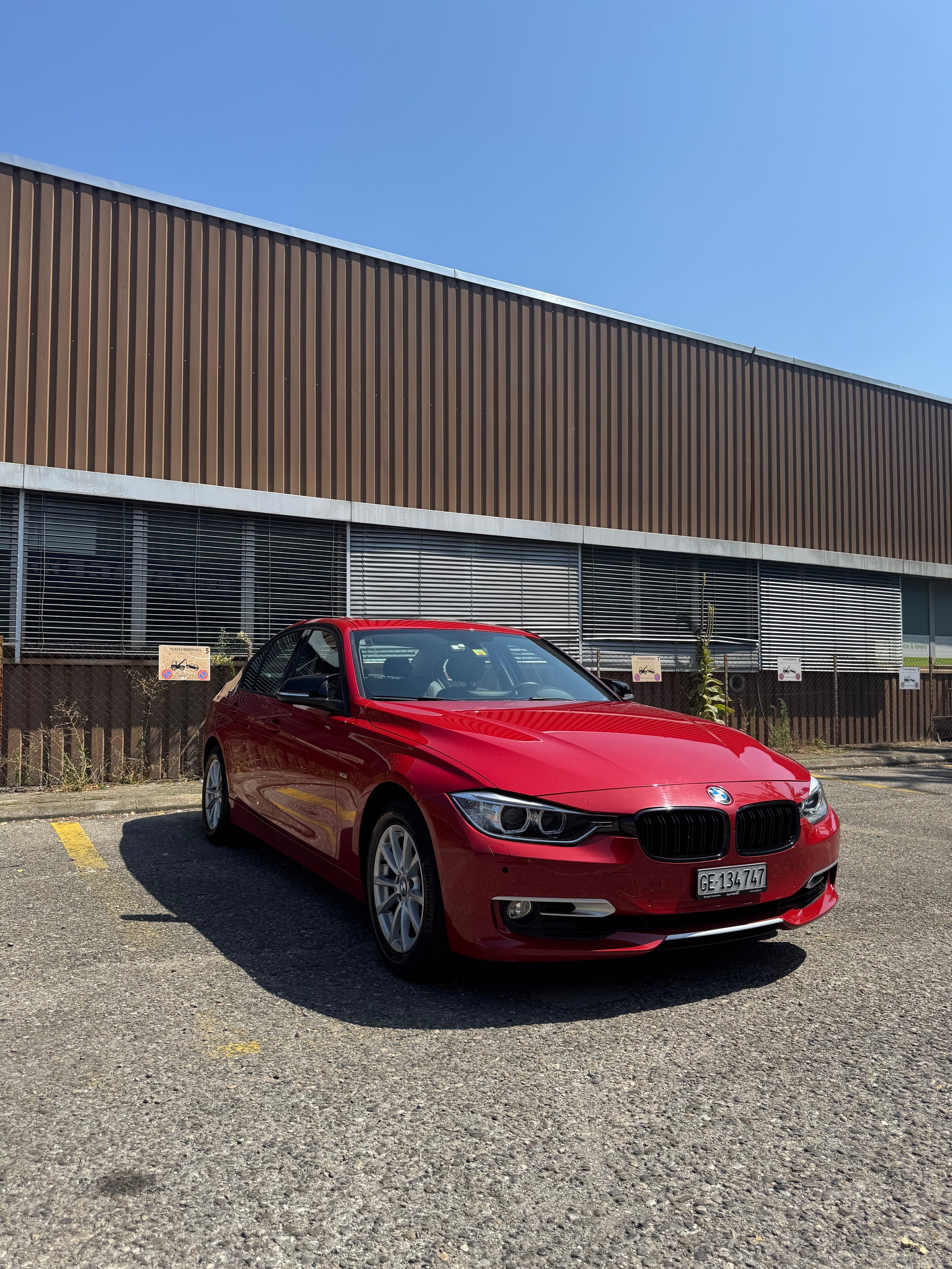 BMW 320i xDrive Modern Line Kaufen