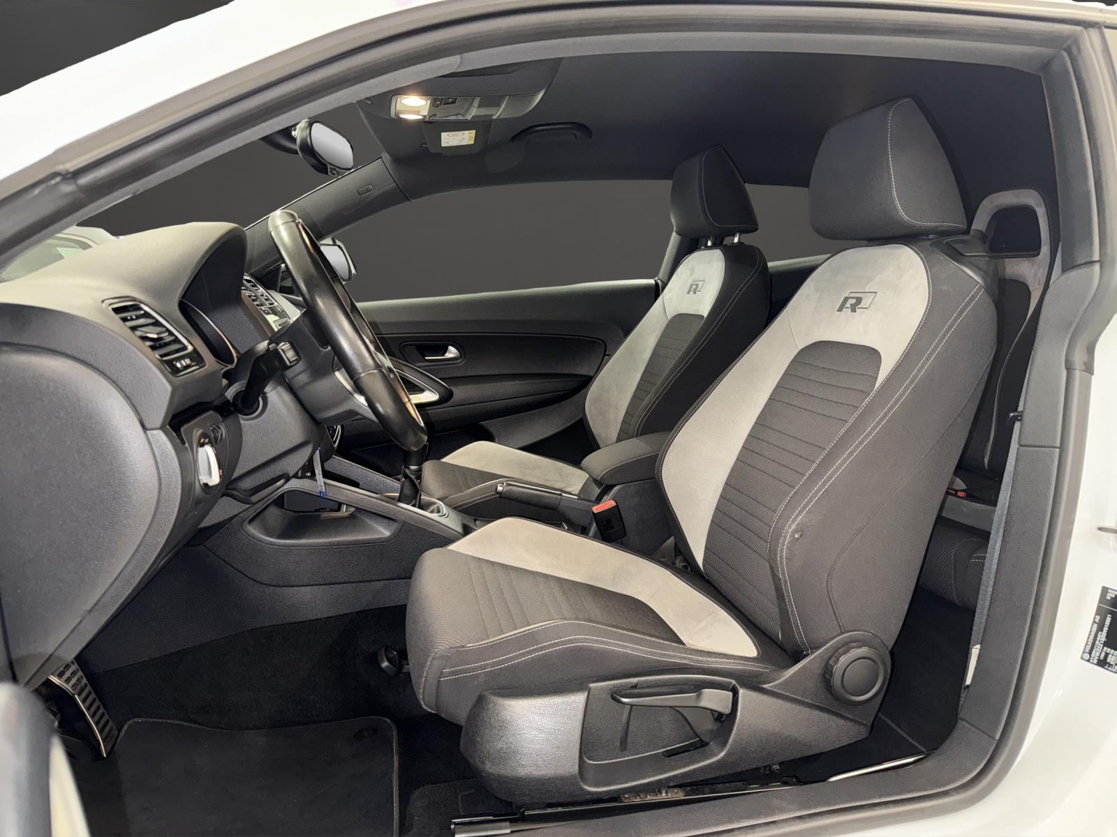 VW Scirocco 2.0 TSI R-Line-image-6