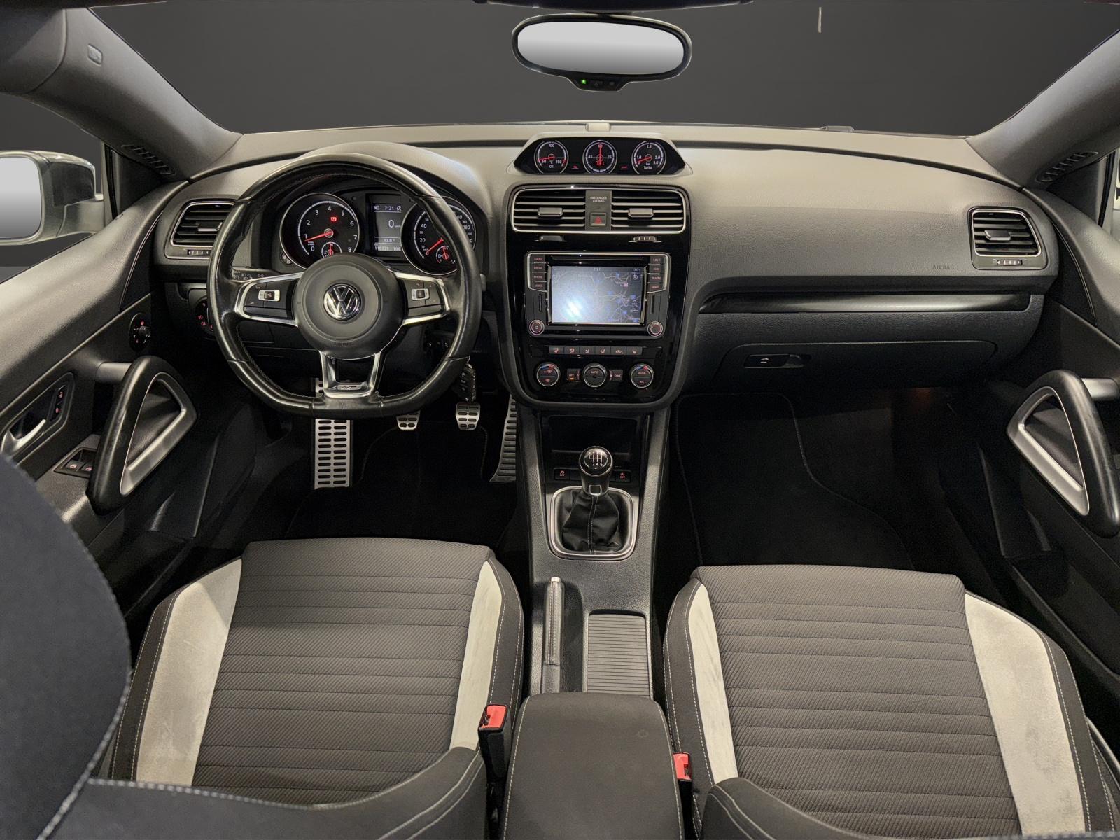 VW Scirocco 2.0 TSI R-Line-image-8