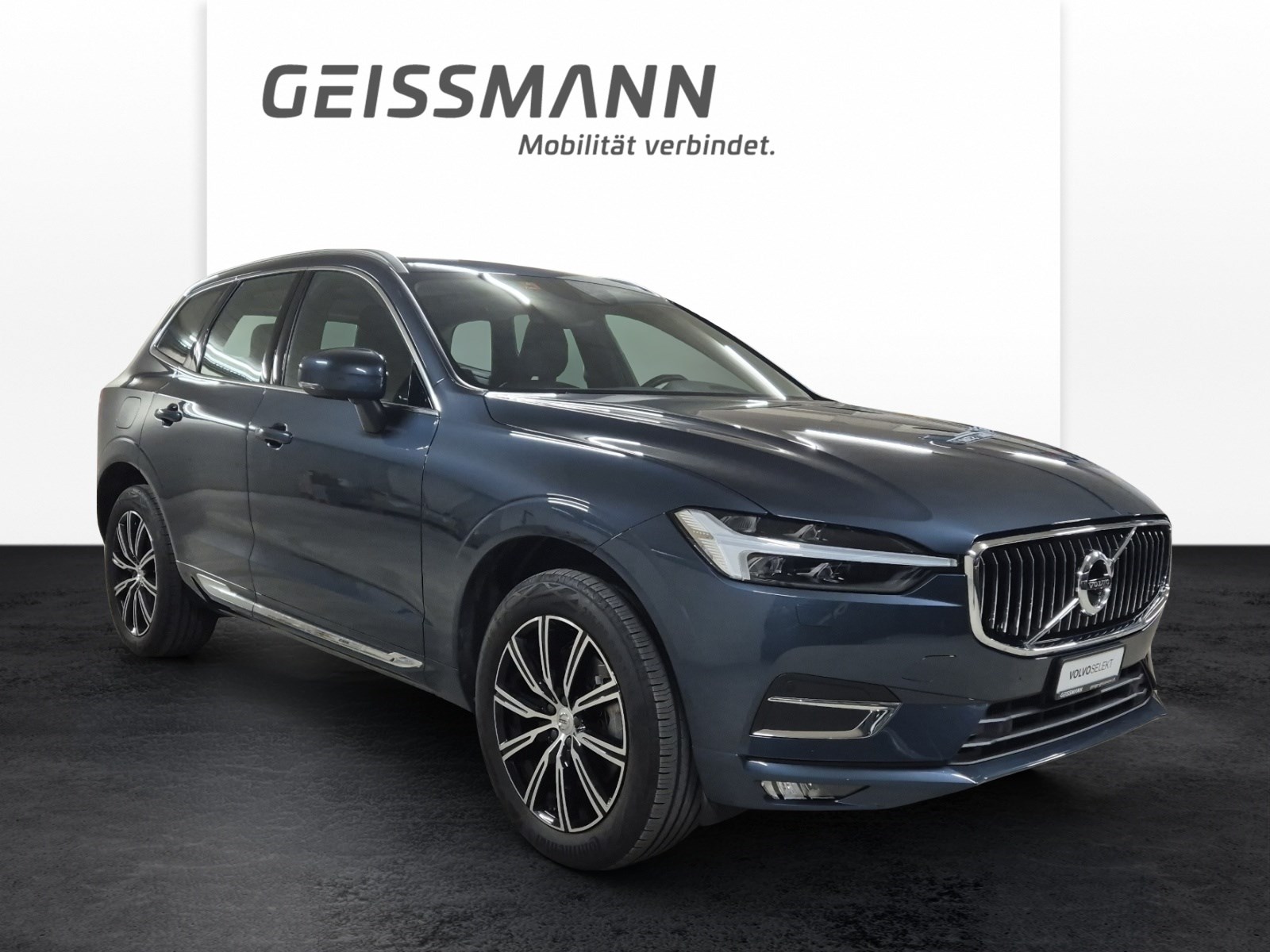 VOLVO XC60 2.0 B5 MH Inscription AWD-image-1