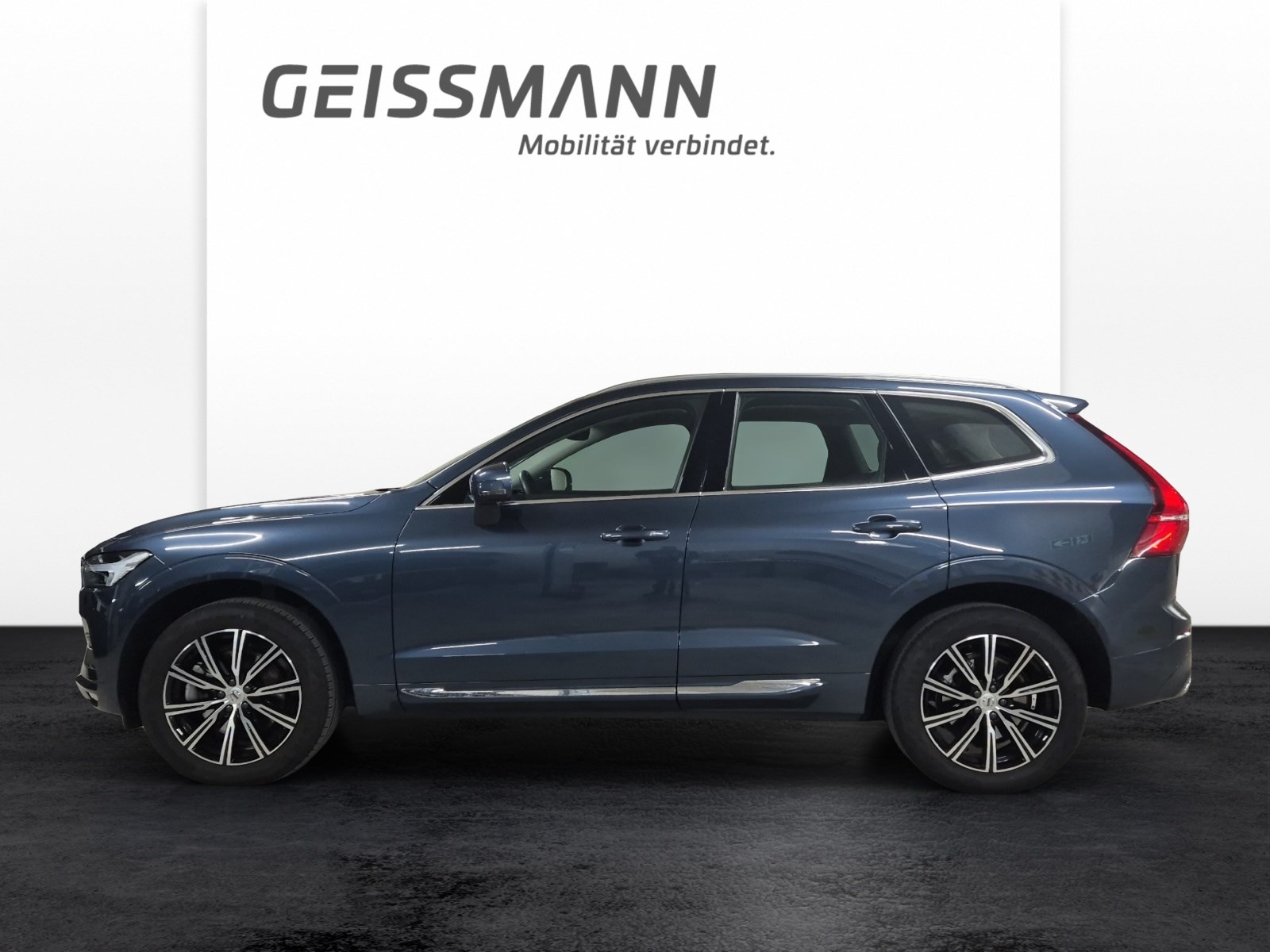 VOLVO XC60 2.0 B5 MH Inscription AWD-image-2