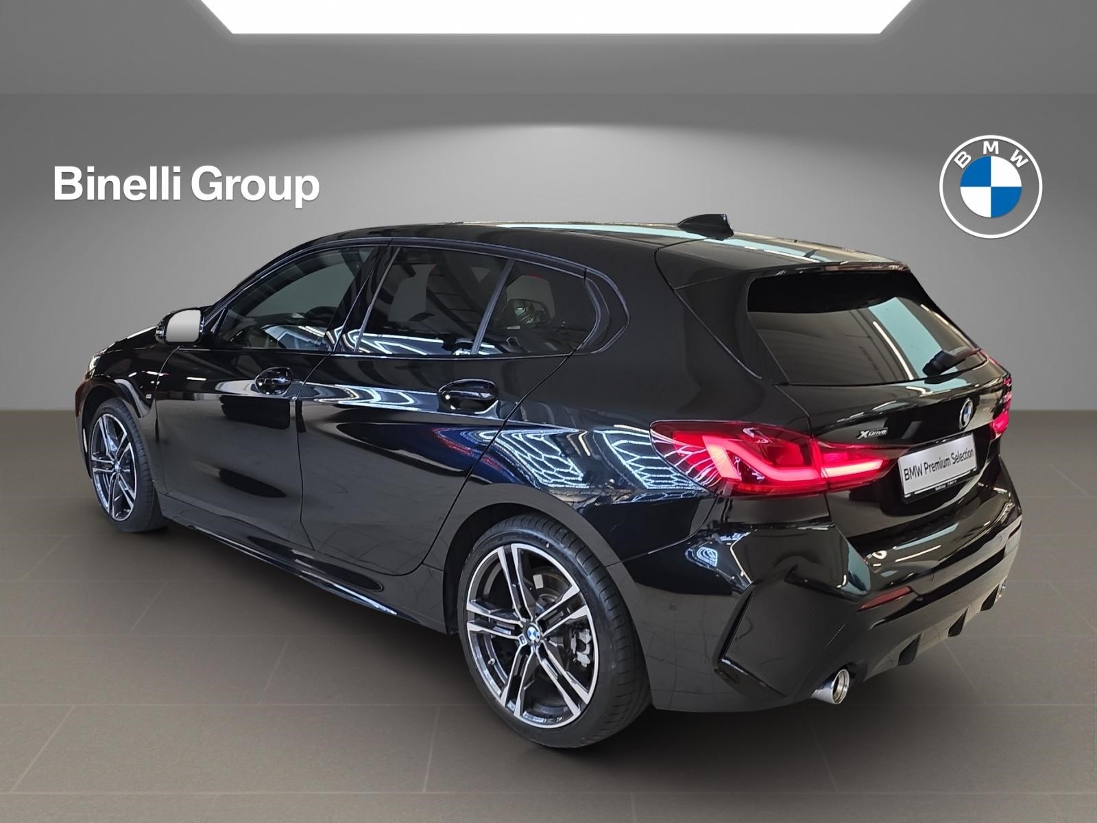 BMW 120d xDrive M Sport-showroom-element-2