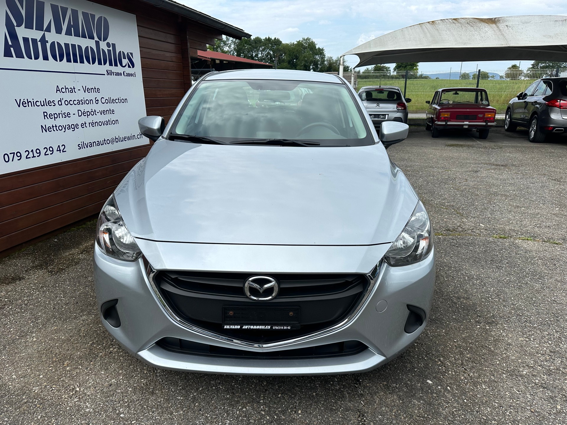 MAZDA 2 SKYACTIV-G 90 Ambition-showroom-element-1