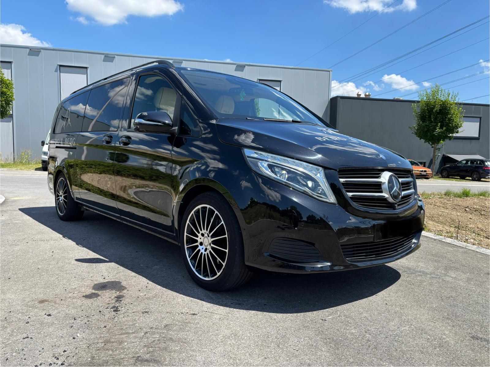 MERCEDES-BENZ Vito 119 BlueTEC Tourer Select EL 4Matic 7G-Tronic