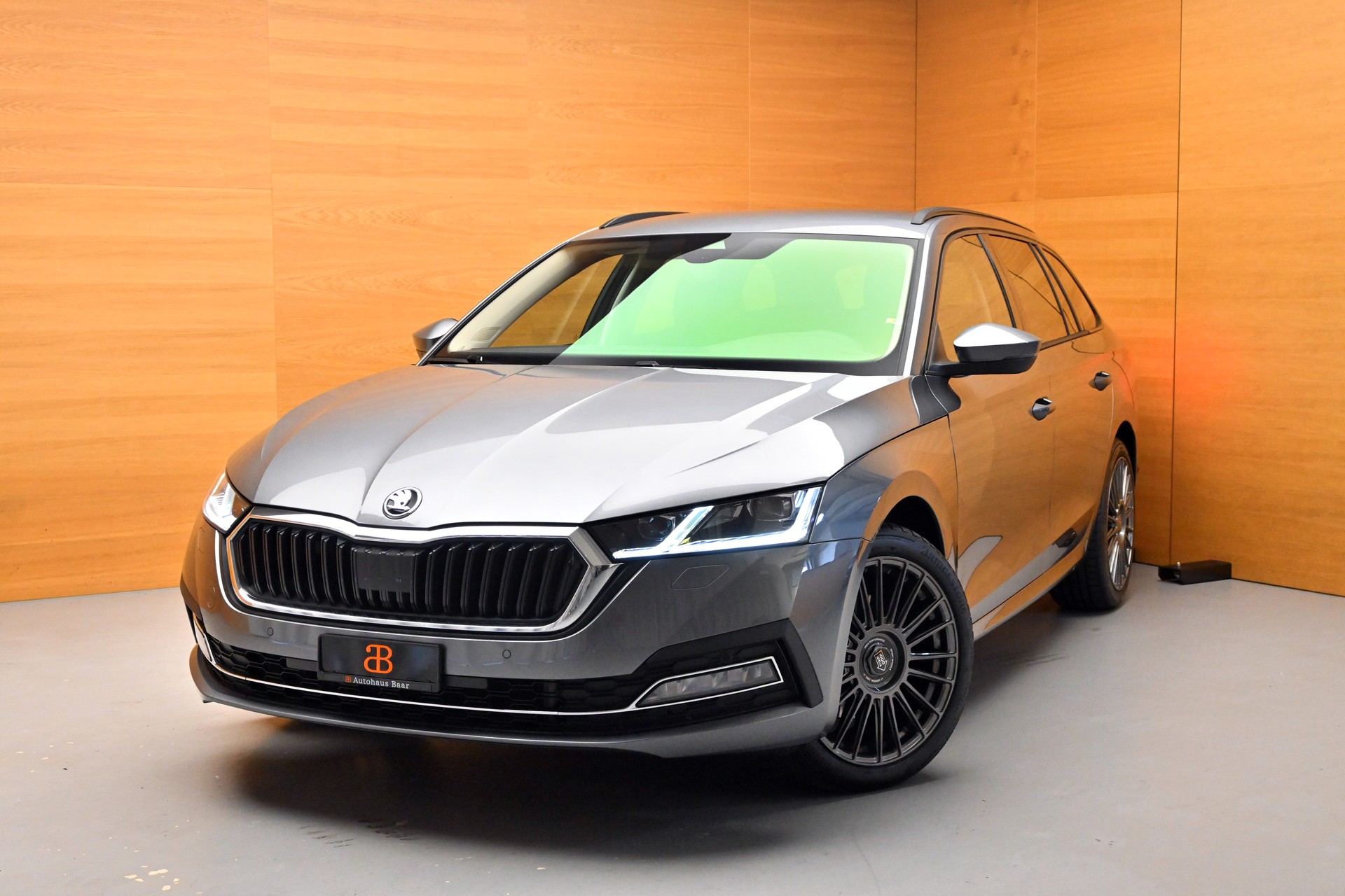 SKODA Octavia Combi 2.0 TDI DSG Style 4x4