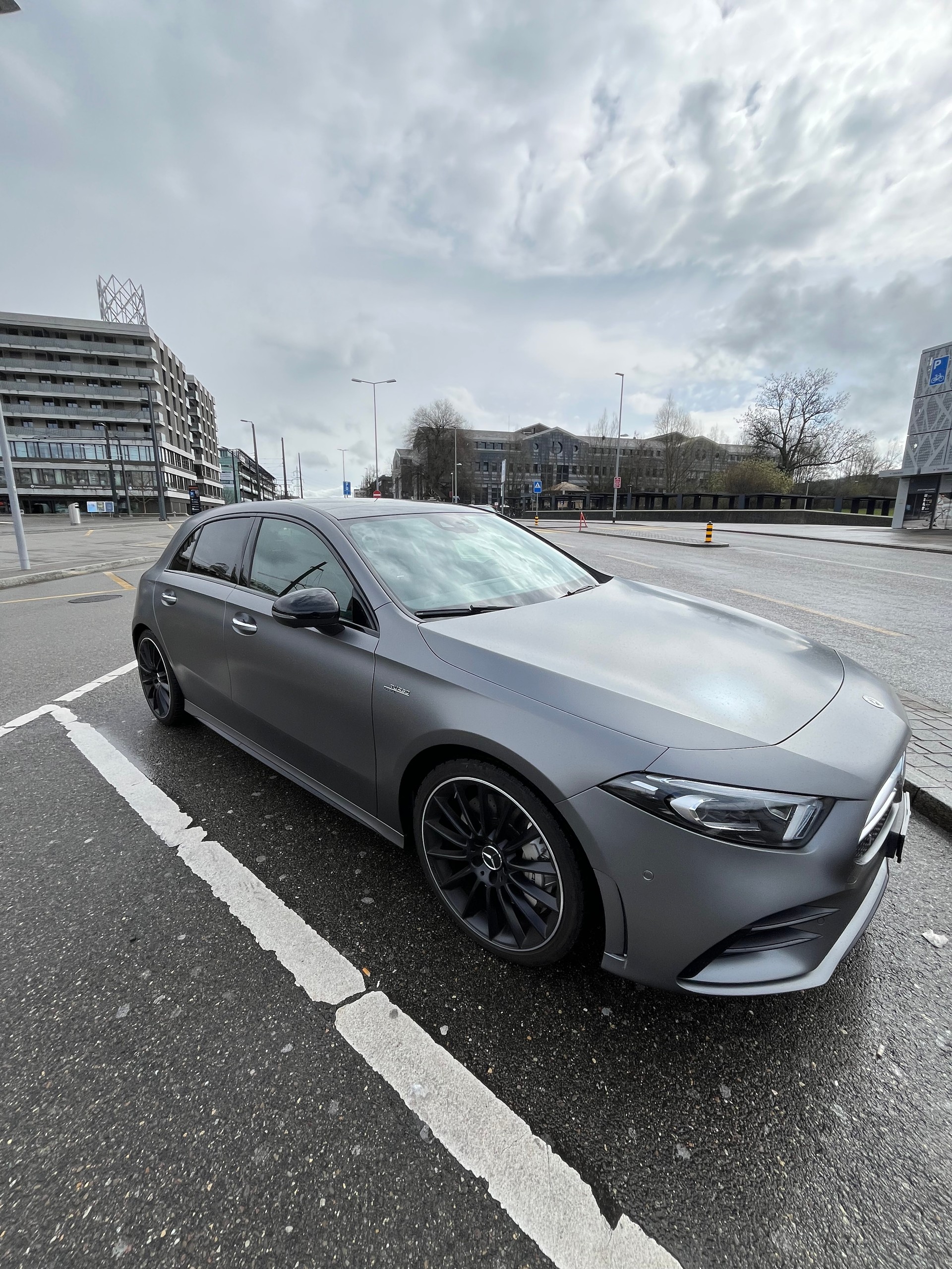 MERCEDES-BENZ A 35 AMG 4Matic Speedshift