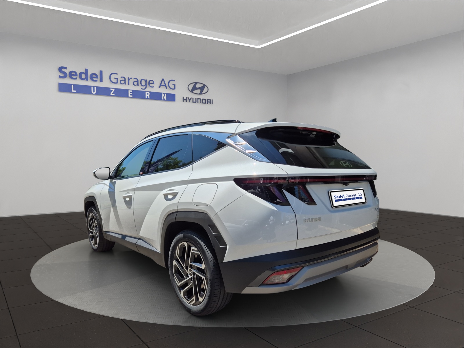 HYUNDAI Tucson 1.6 T-GDi HEV Vertex 4WD-showroom-element-3