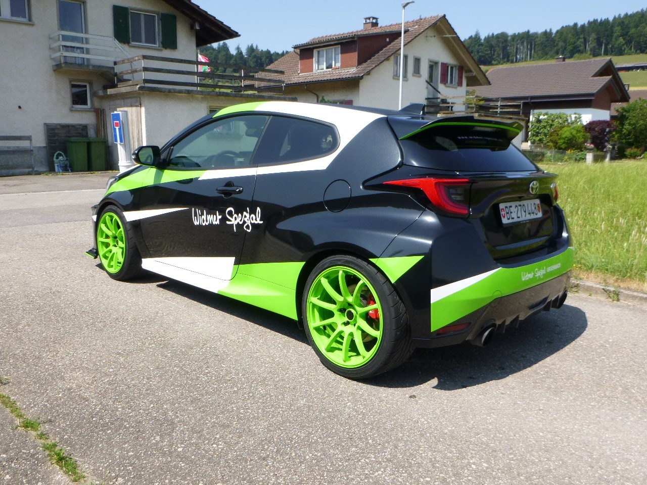 TOYOTA Yaris 1.6 GR Sport-showroom-element-2