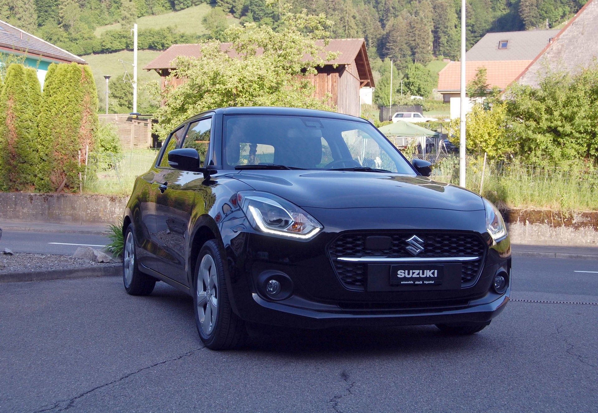 SUZUKI Swift 1.2 Compact Top Hybrid-showroom-element-2
