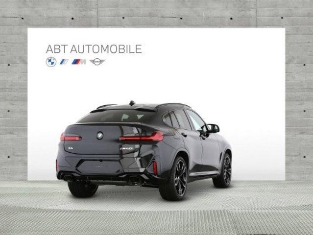 BMW X4 M40i-showroom-element-2