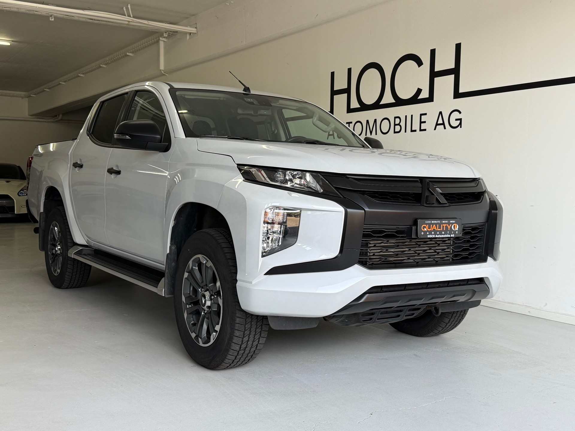 MITSUBISHI L 200 2.2 Value Double Cab-showroom-element-1
