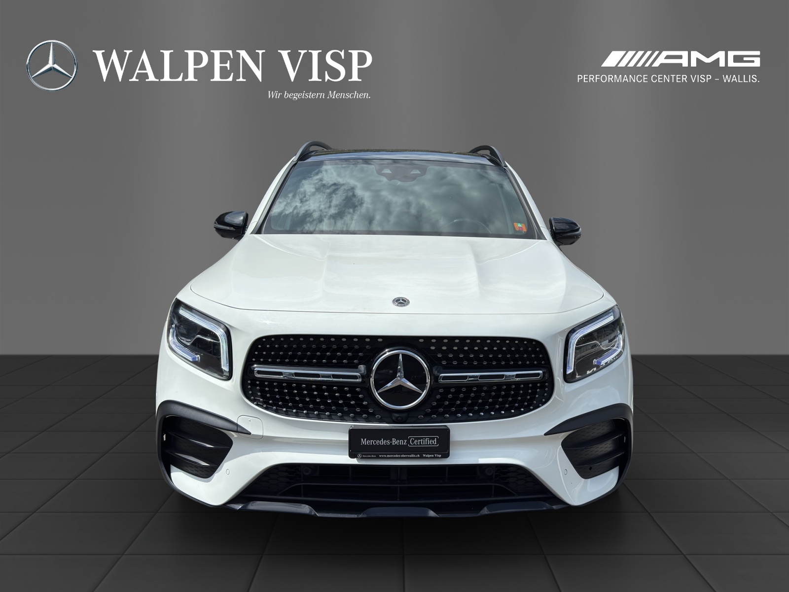 MERCEDES-BENZ GLB 250 AMG Line 4 MATIC-showroom-element-1