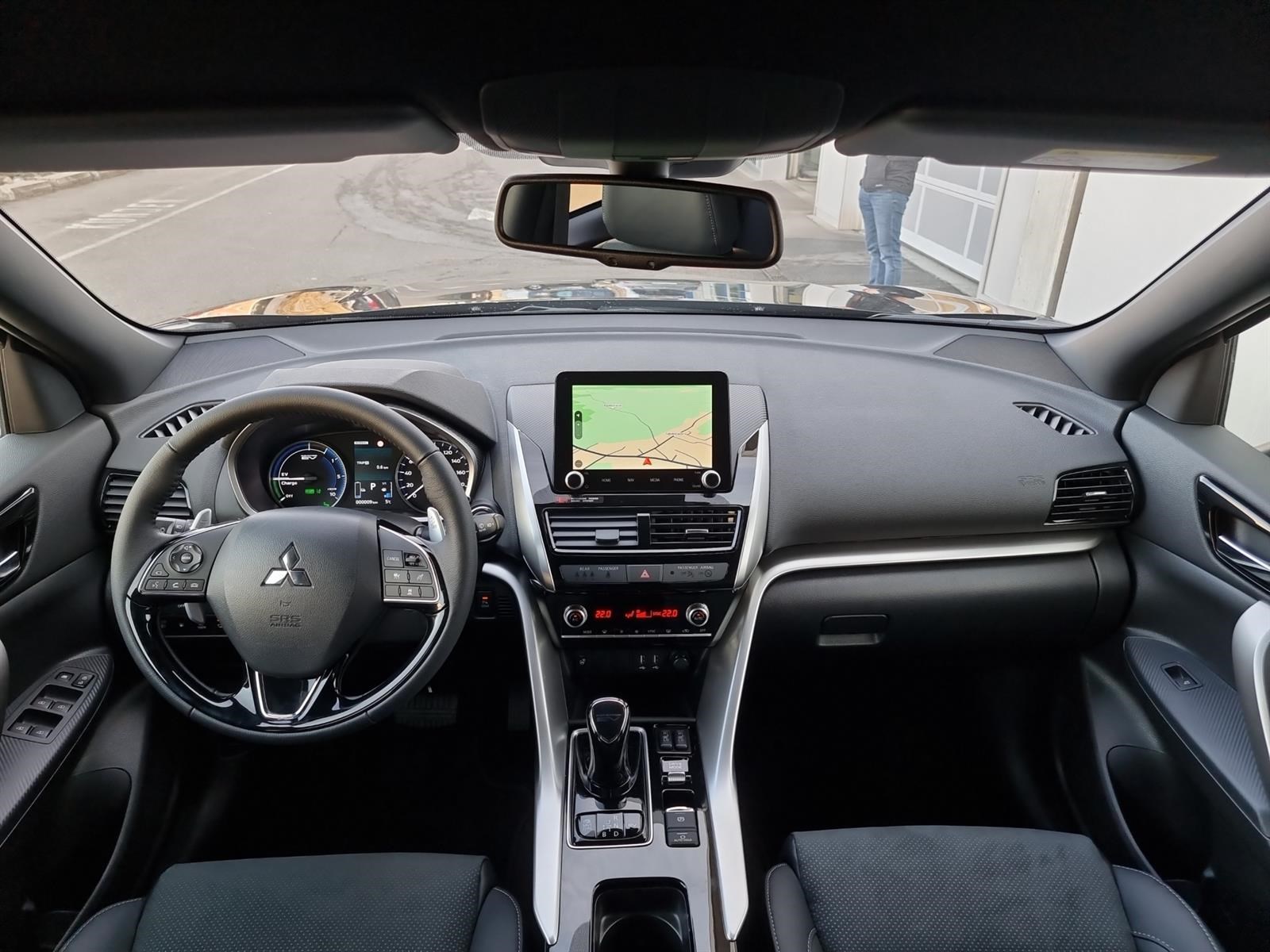 MITSUBISHI Eclipse Cross 2.4 PHEV Intense 4x4-image-5