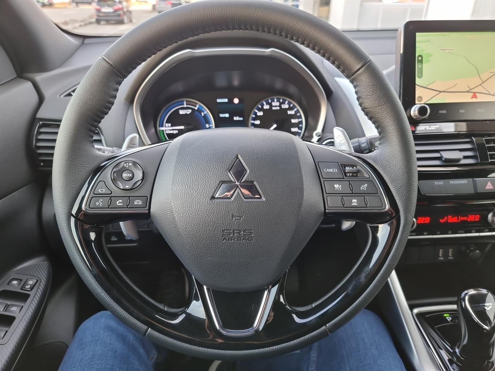 MITSUBISHI Eclipse Cross 2.4 PHEV Intense 4x4-image-9