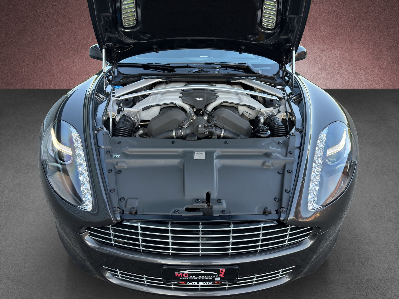 ASTON MARTIN Rapide 5.9 V12 Touchtronic 2-image-14