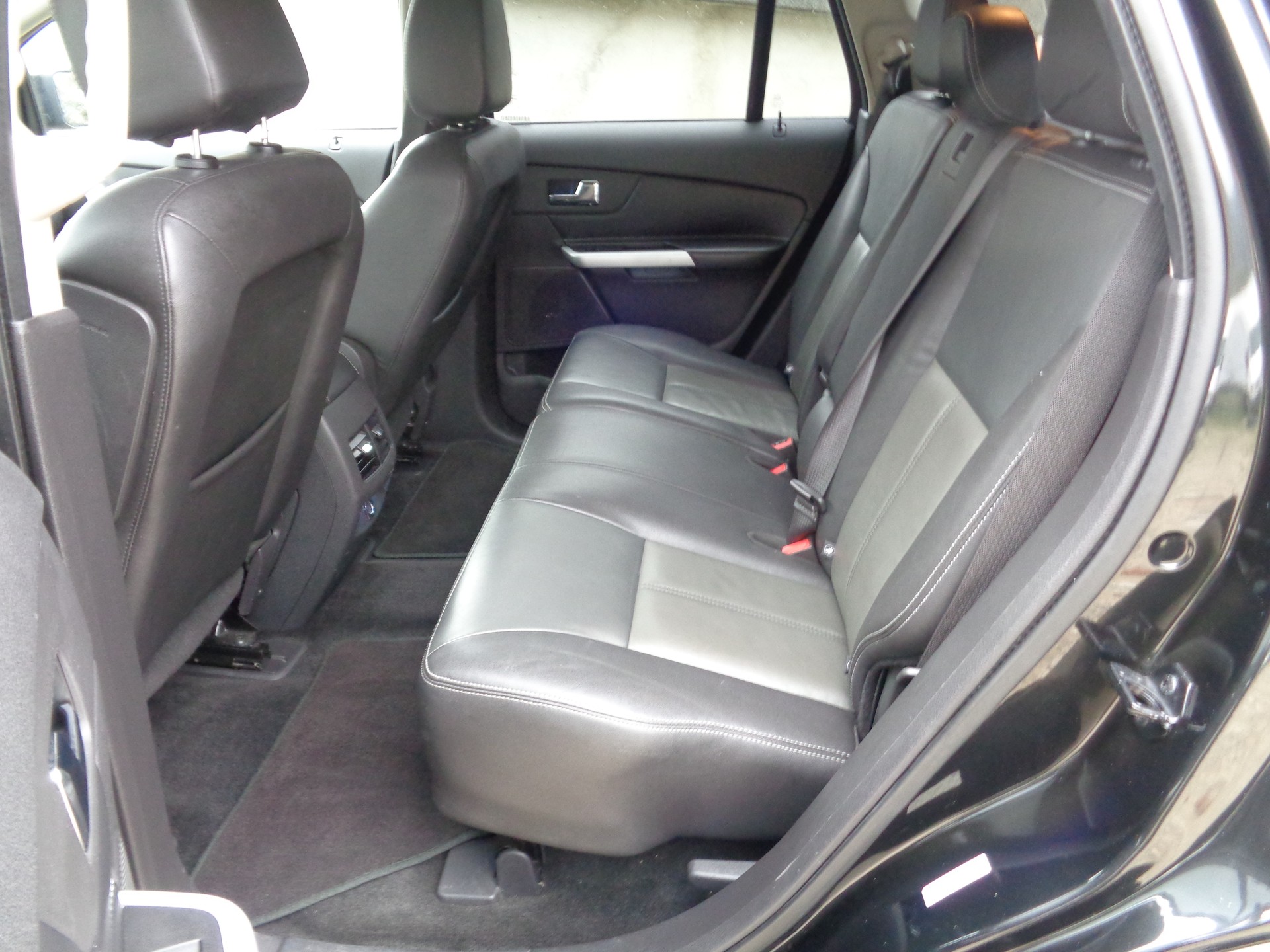 FORD Edge Sport-image-10