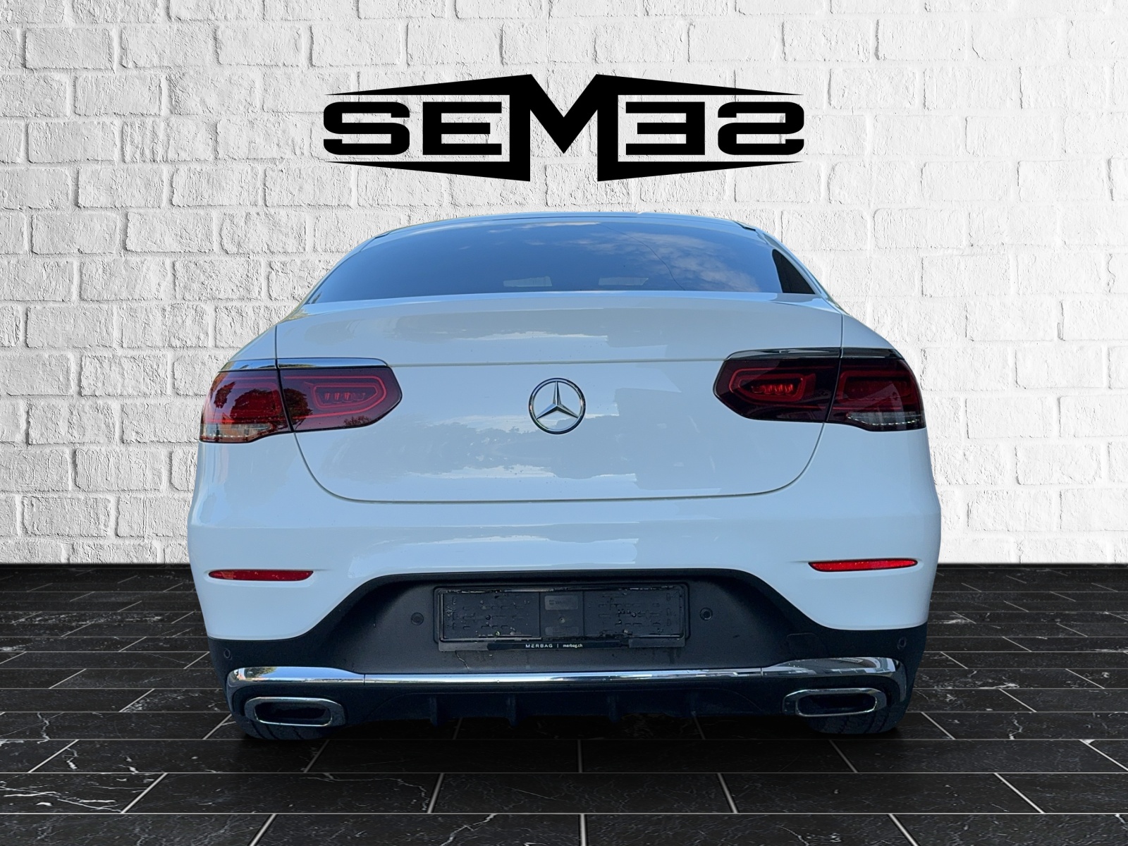 MERCEDES-BENZ GLC Coupé 220 d AMG Line 4Matic 9G-Tronic-showroom-element-3