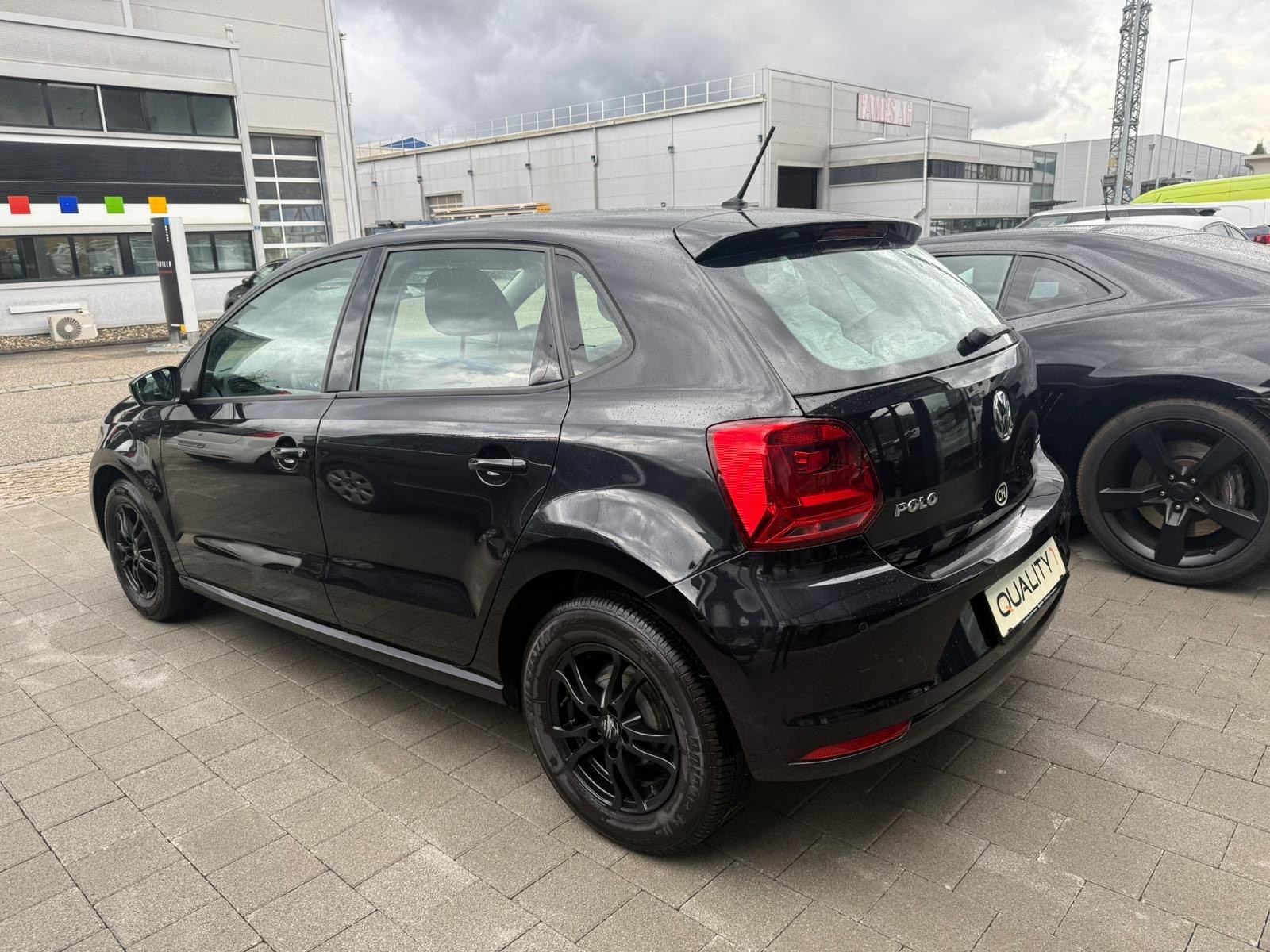 VW Polo 1.0 BMT Trendline-showroom-element-3