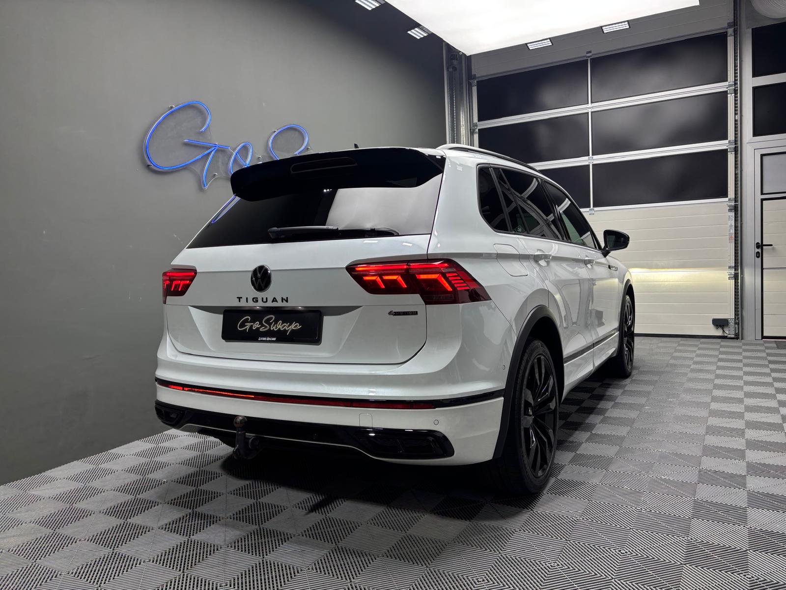 VW Tiguan 2.0 TDI SCR R-Line 4Motion DSG-showroom-element-2