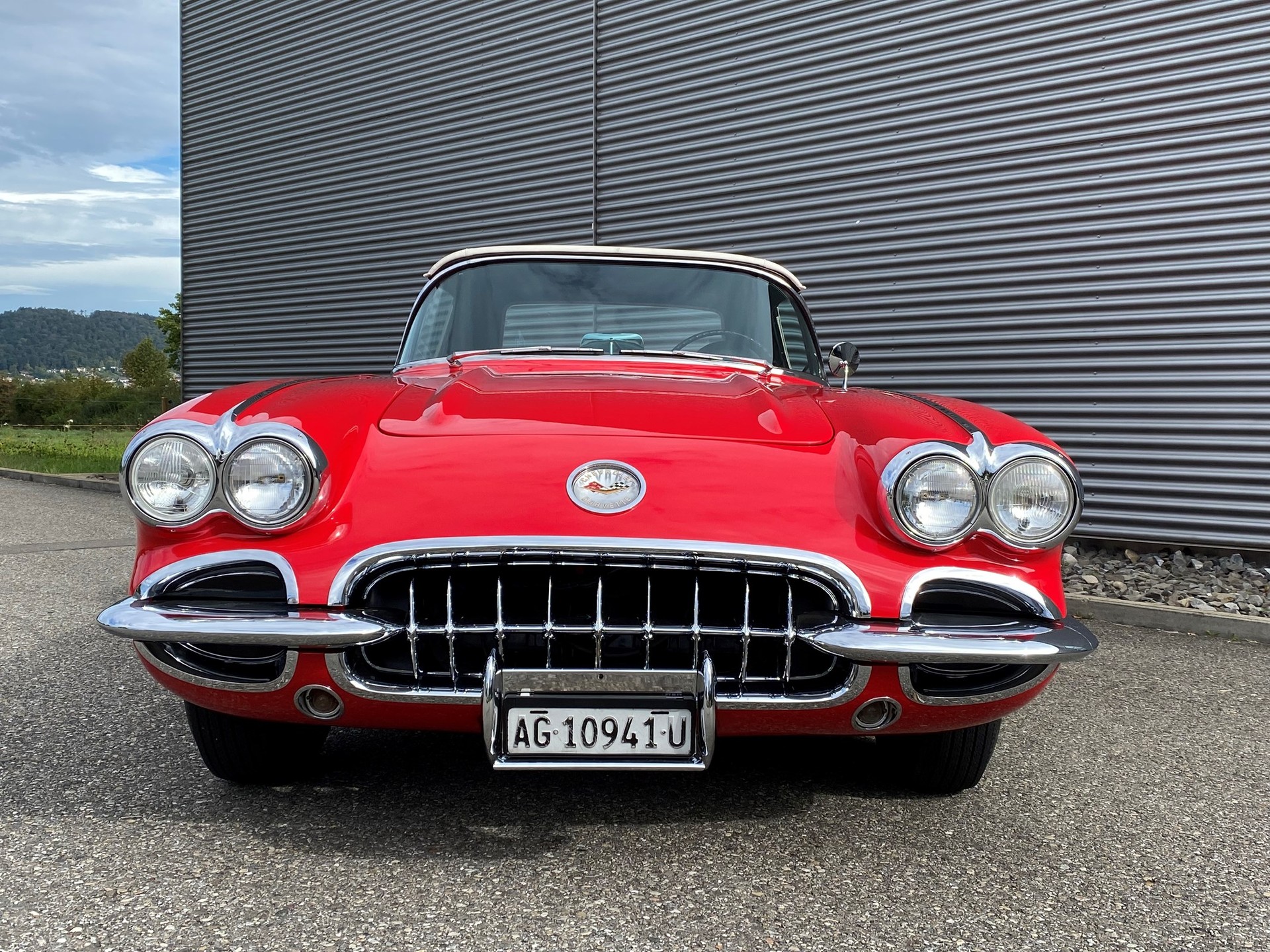 CHEVROLET CORVETTE V8 230 PS-showroom-element-1