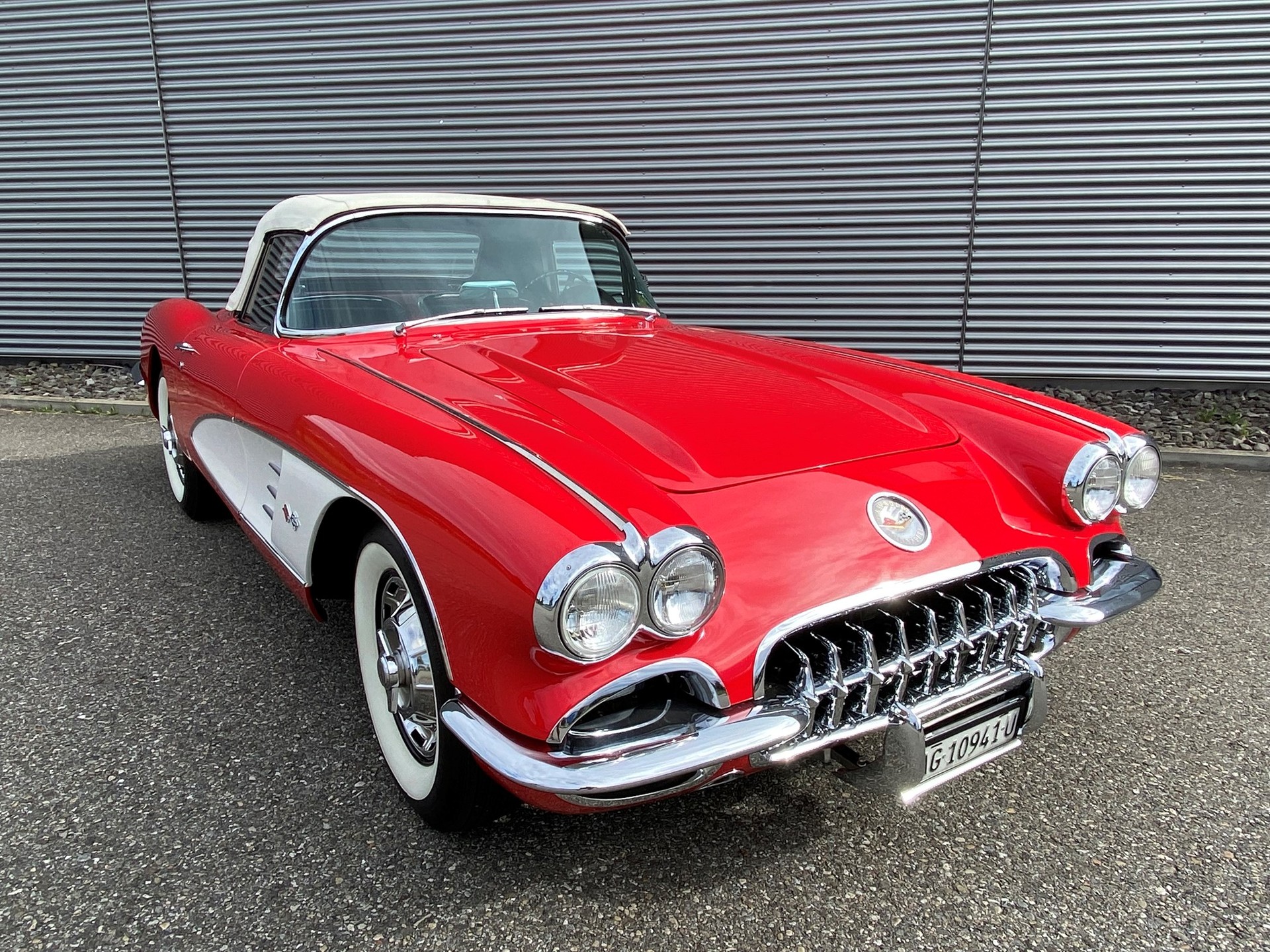 CHEVROLET CORVETTE V8 230 PS-showroom-element-2
