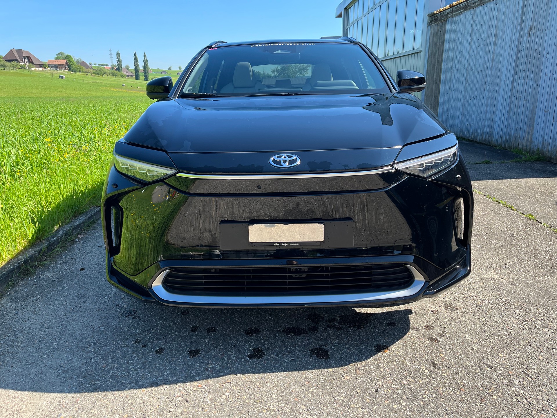 TOYOTA bZ4X Premium 71,4 kWh 4WD-image-7