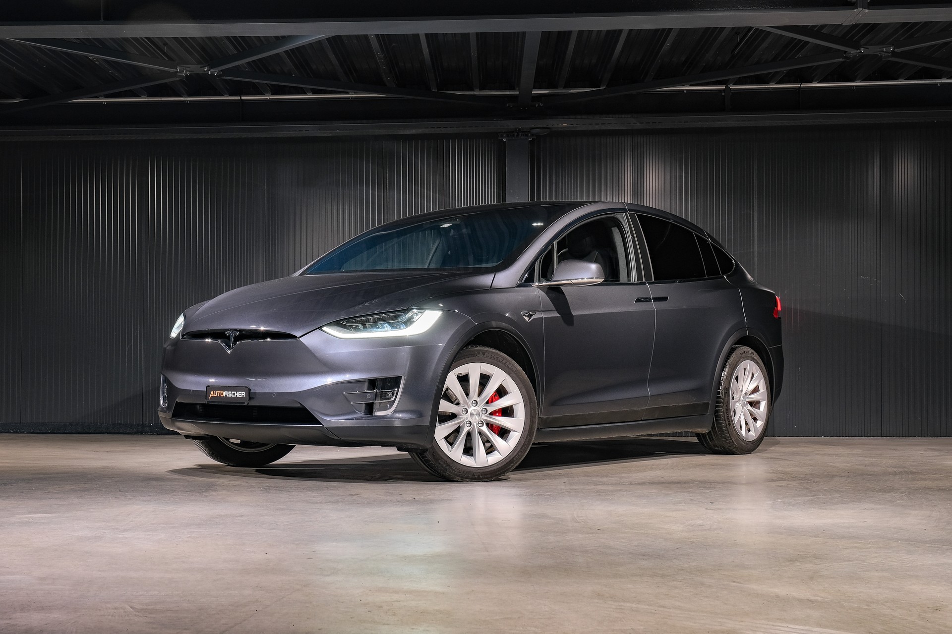 TESLA Model X Ludicrous Performance