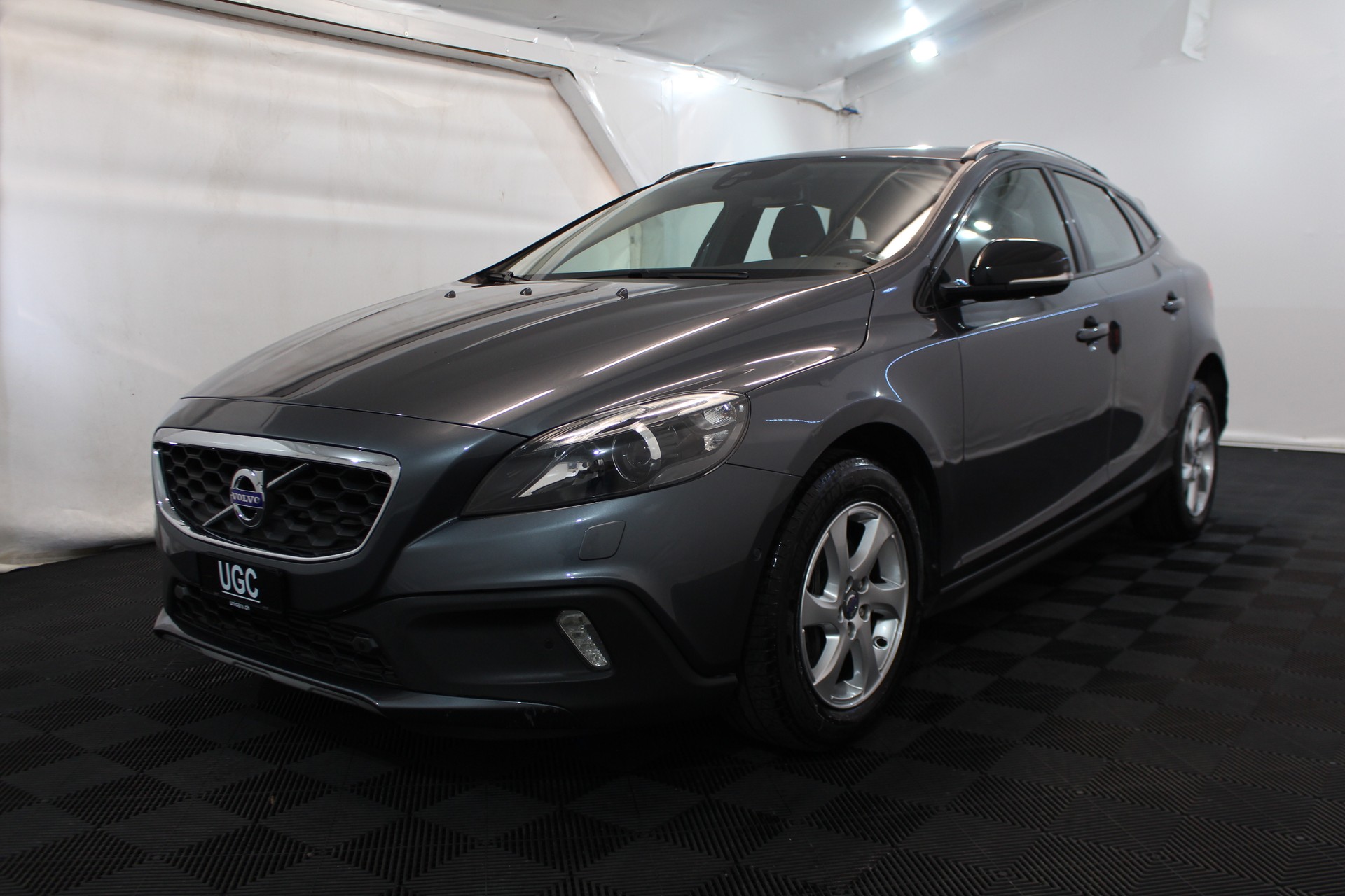 VOLVO V40 Cross Country T4 2.0 AWD Geartronic-showroom-element-2