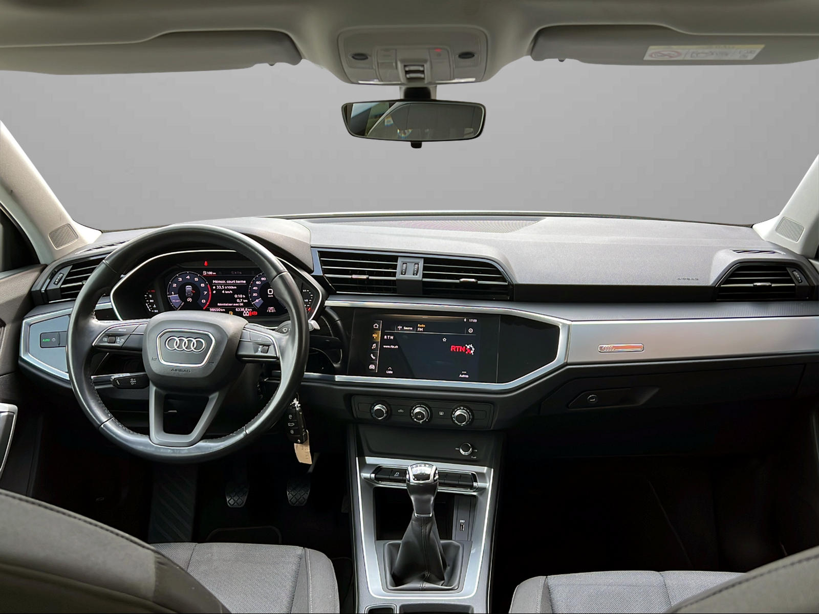AUDI Q3 35 TFSI-image-9