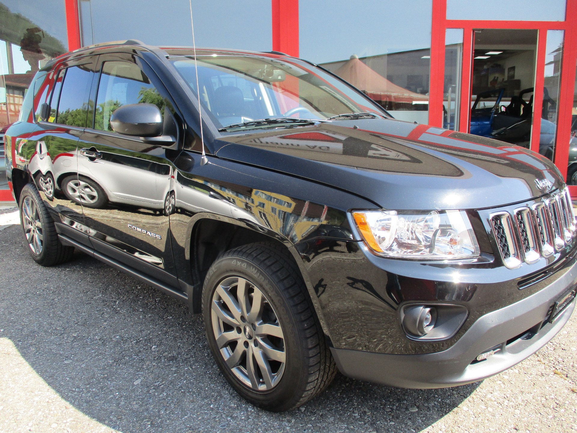 JEEP Compass 2.4 Limited CVT-showroom-element-2