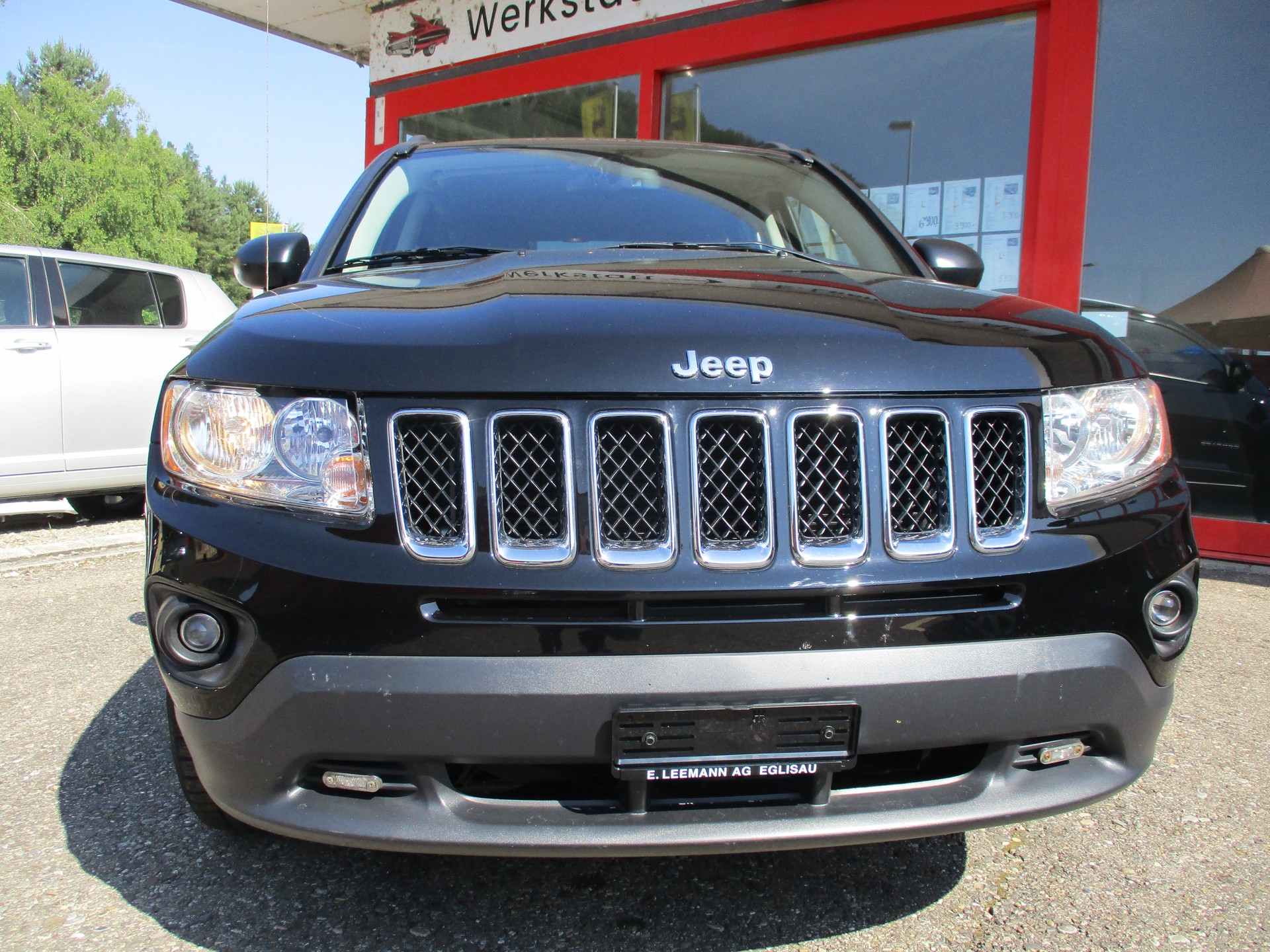 JEEP Compass 2.4 Limited CVT-showroom-element-1