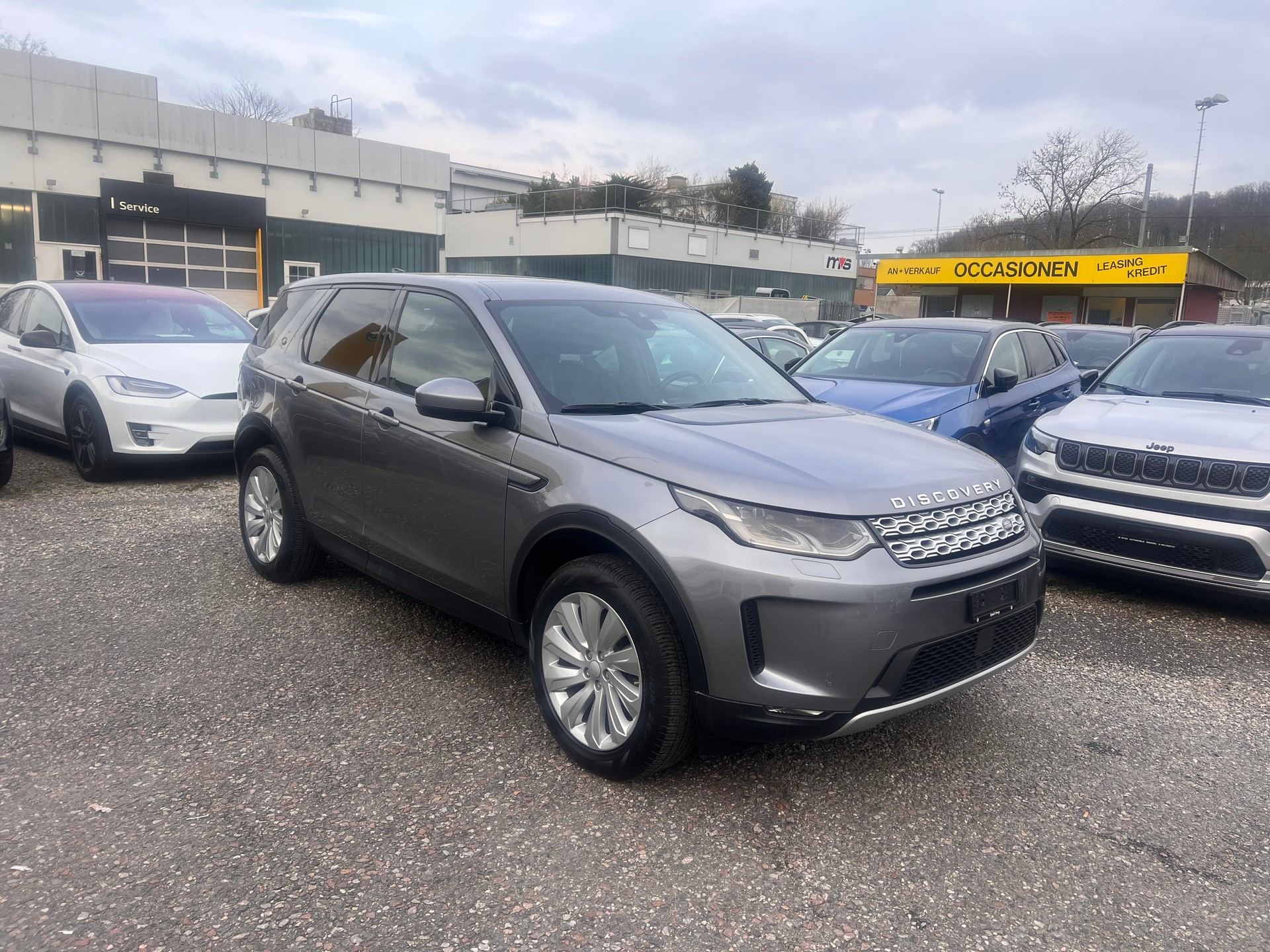 LAND ROVER Discovery Sport R Dyn D180 2.0D TD4 MHEV SE AWD AT9-showroom-element-1