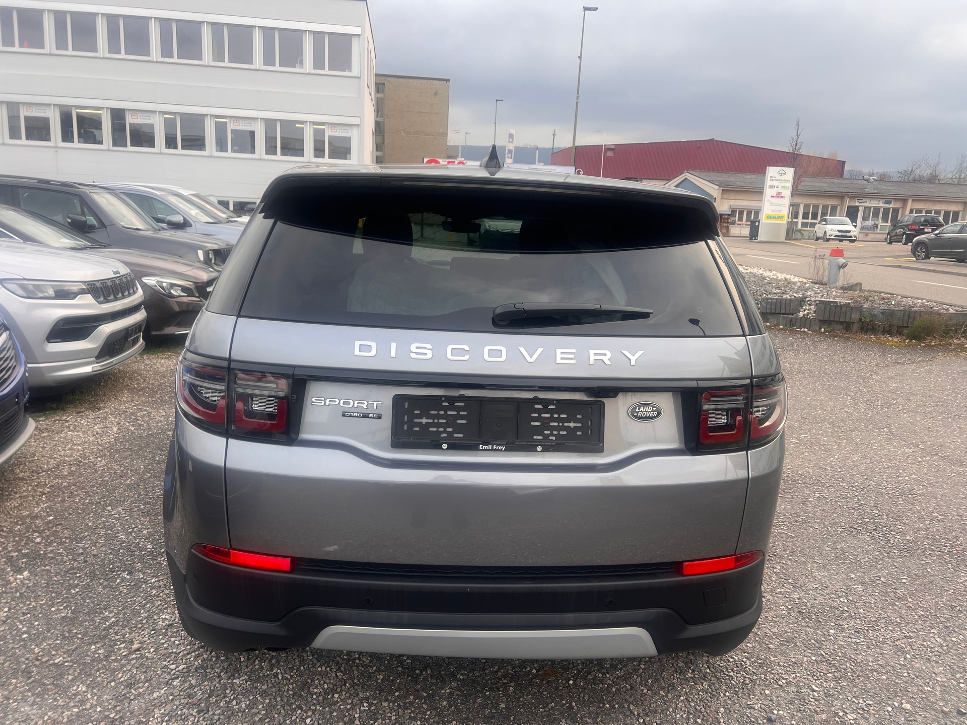 LAND ROVER Discovery Sport R Dyn D180 2.0D TD4 MHEV SE AWD AT9-showroom-element-3