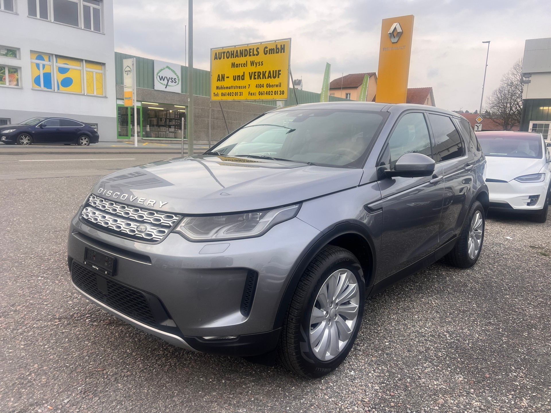 LAND ROVER Discovery Sport R Dyn D180 2.0D TD4 MHEV SE AWD AT9-showroom-element-2