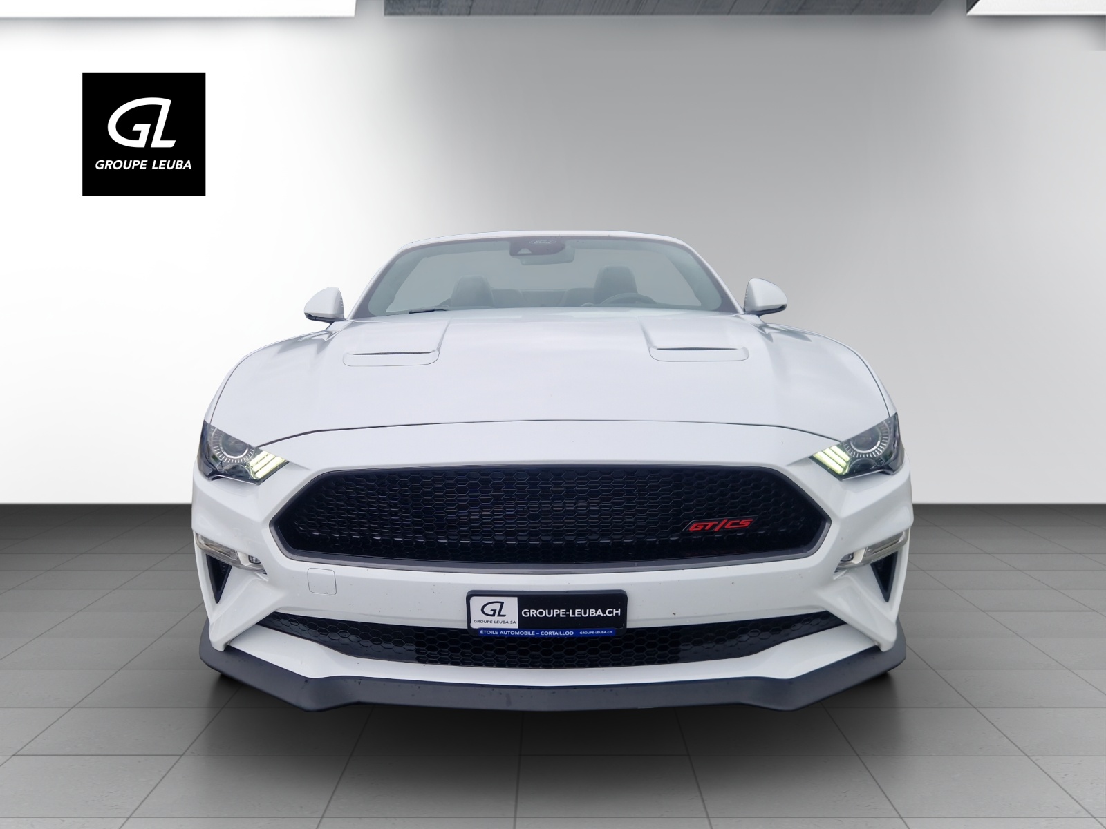 FORD Mustang Convertible 5.0 V8 GT Automat-showroom-element-1