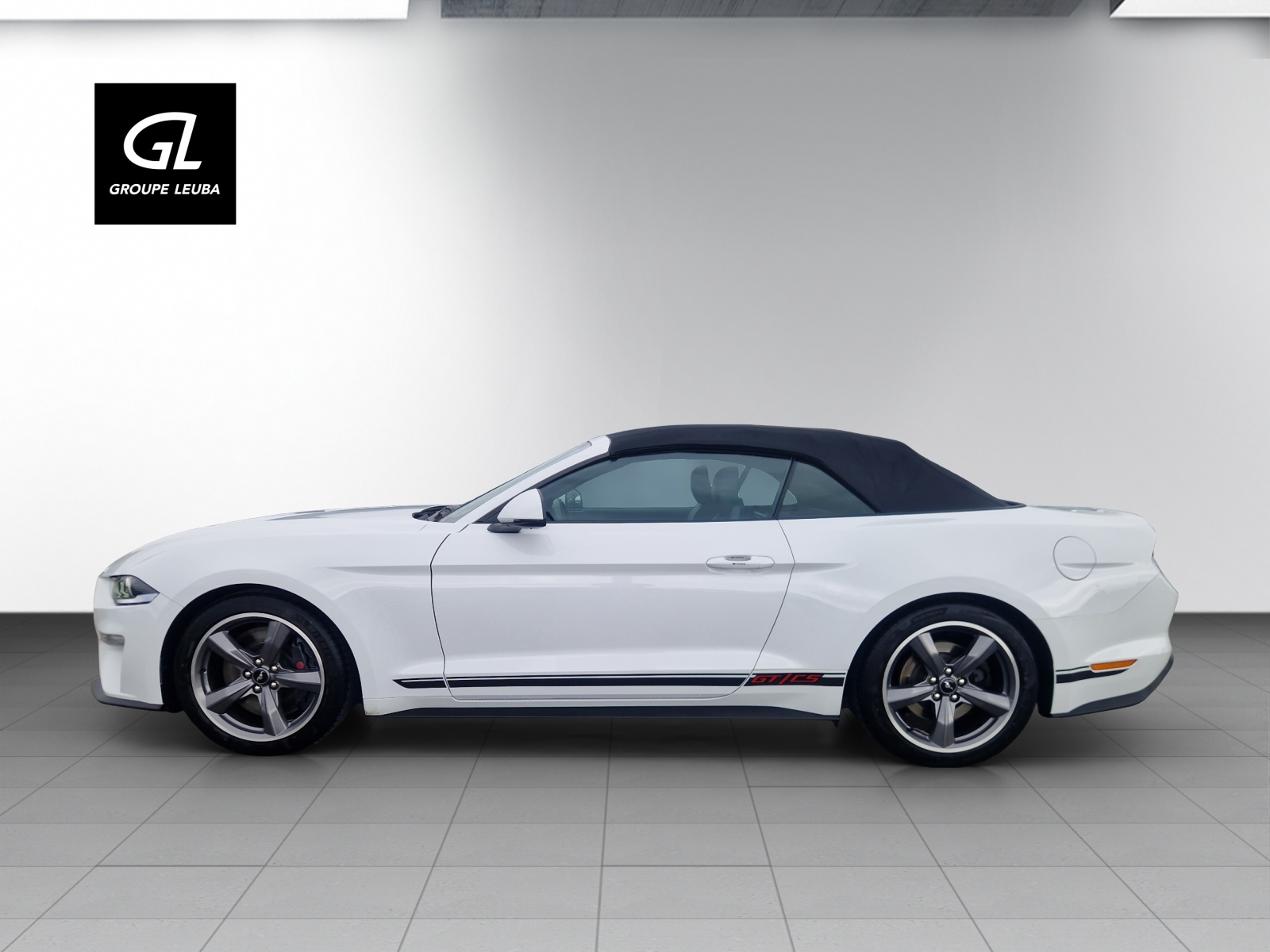 FORD Mustang Convertible 5.0 V8 GT Automat-showroom-element-2